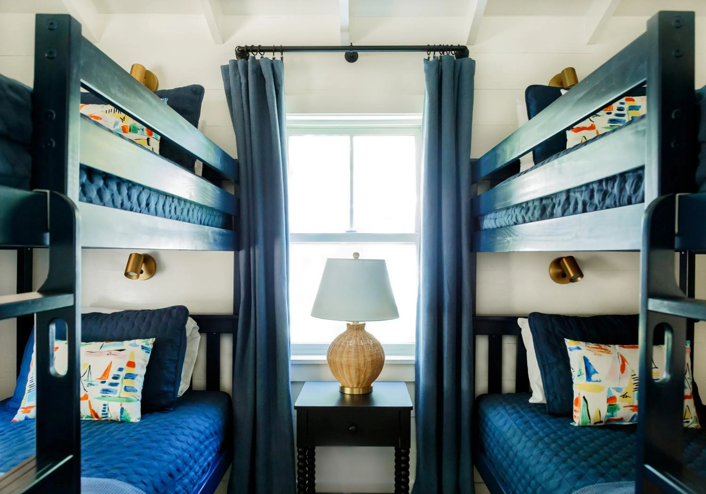bunk bed, Bed in Linekin Bay Resort