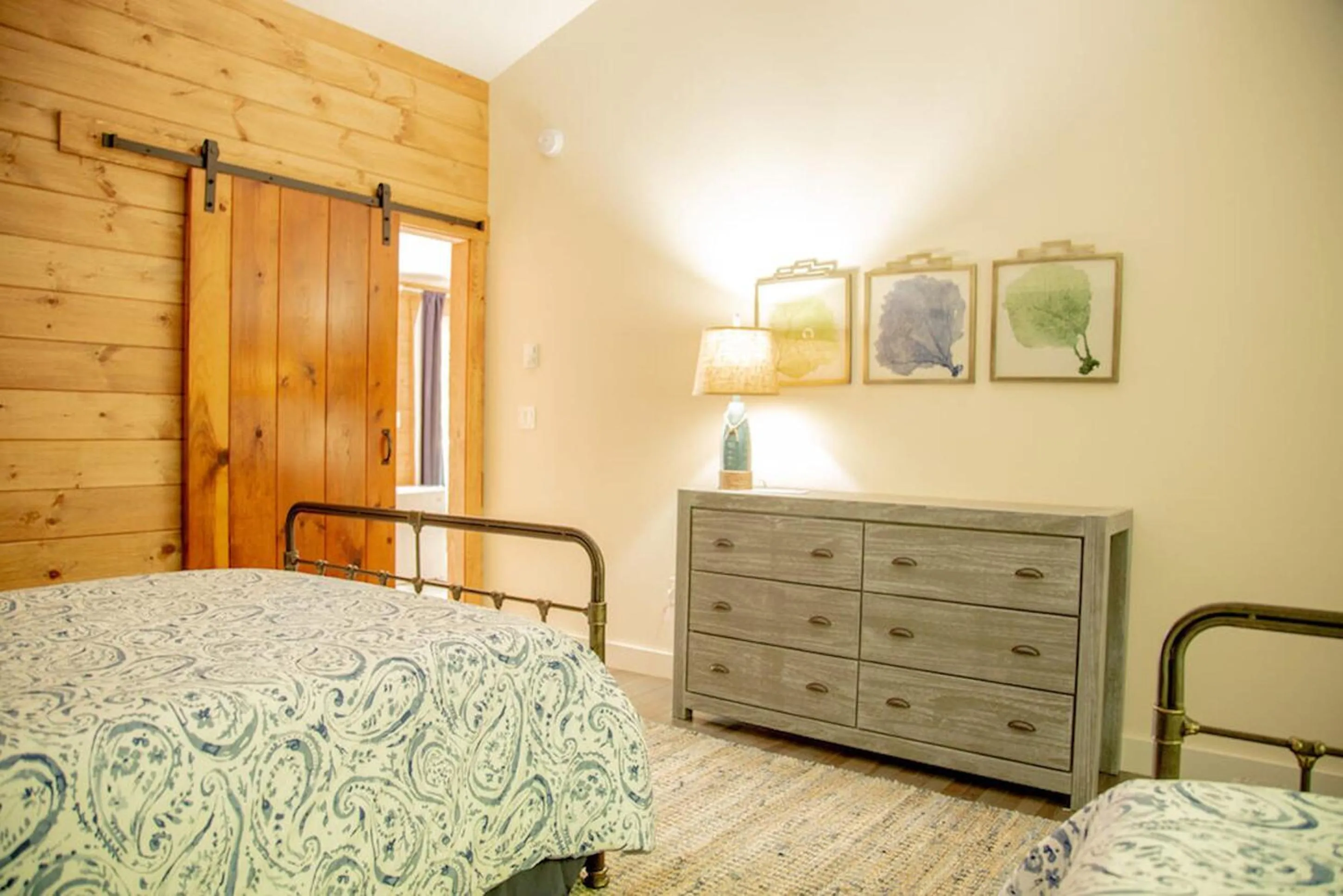 Bed in Linekin Bay Resort