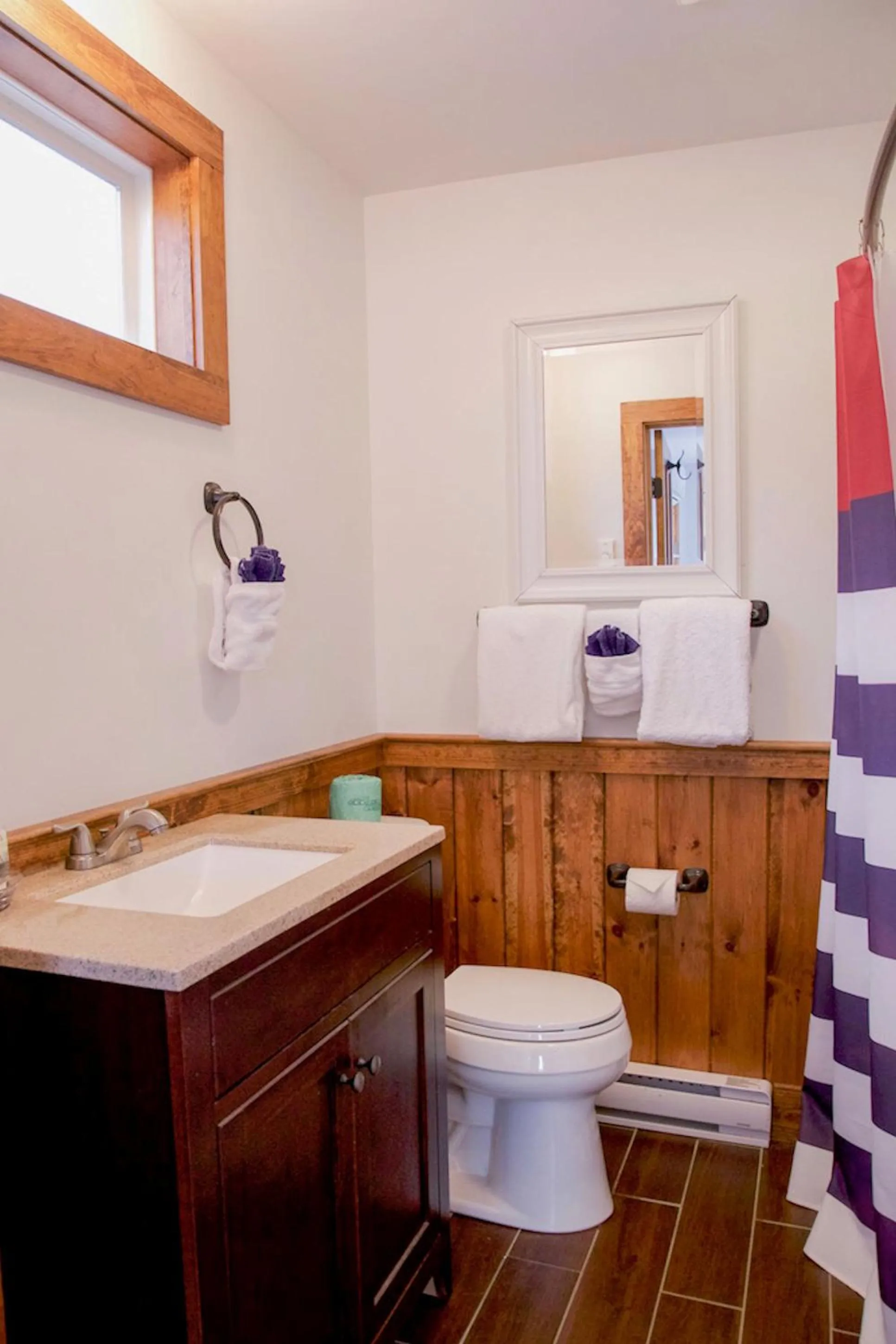 Shower in Linekin Bay Resort