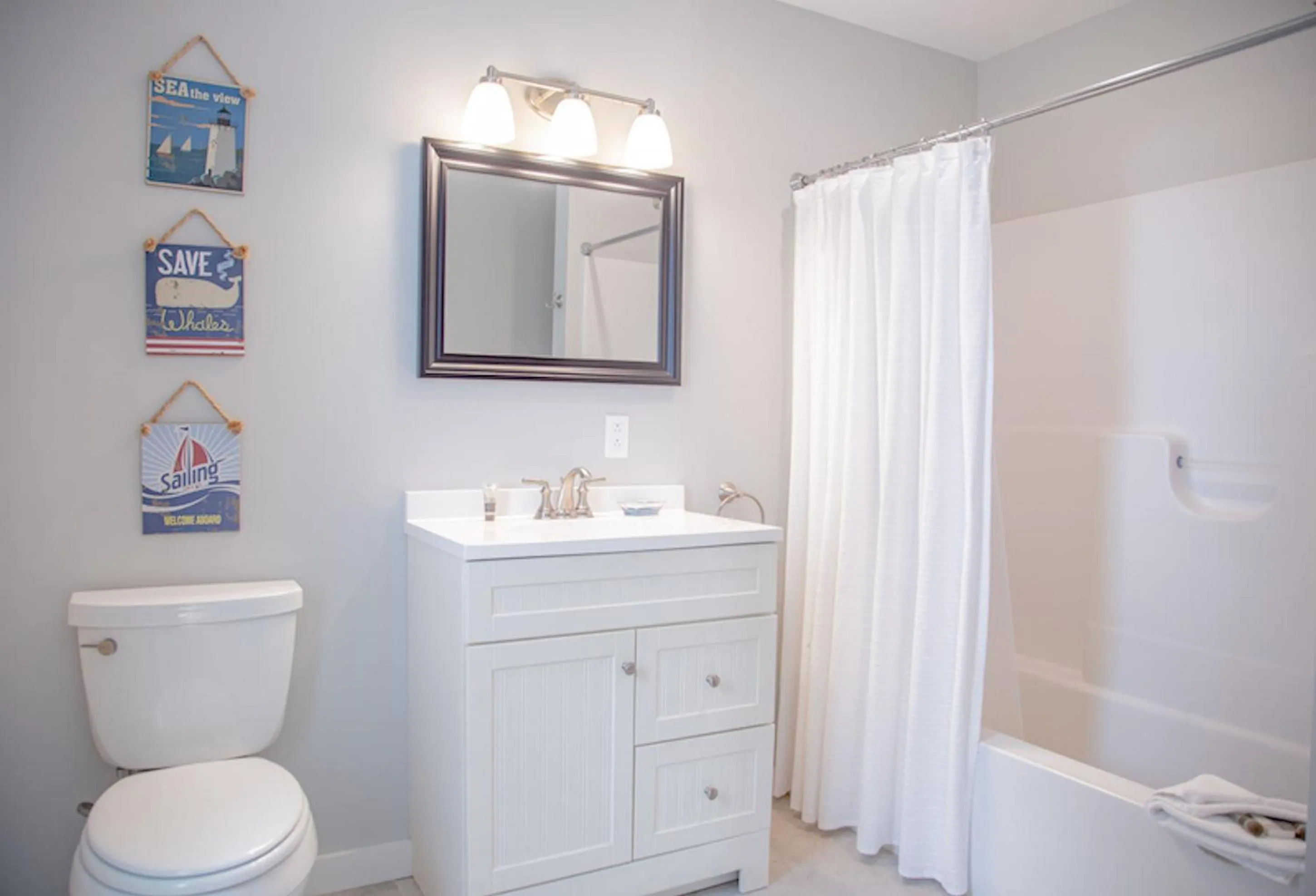 Toilet in Linekin Bay Resort