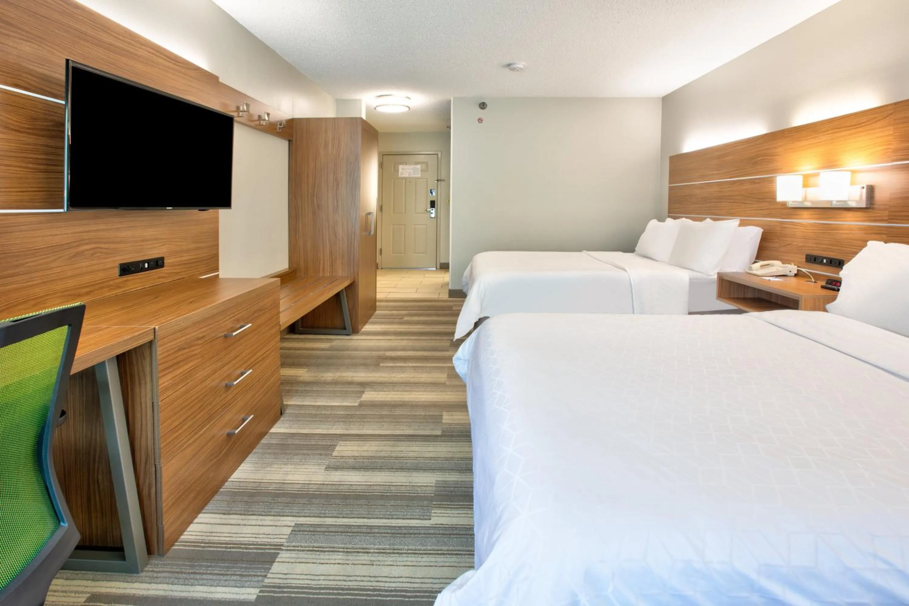 Photo of the whole room, Bed in Holiday Inn Express - Hope by IHG