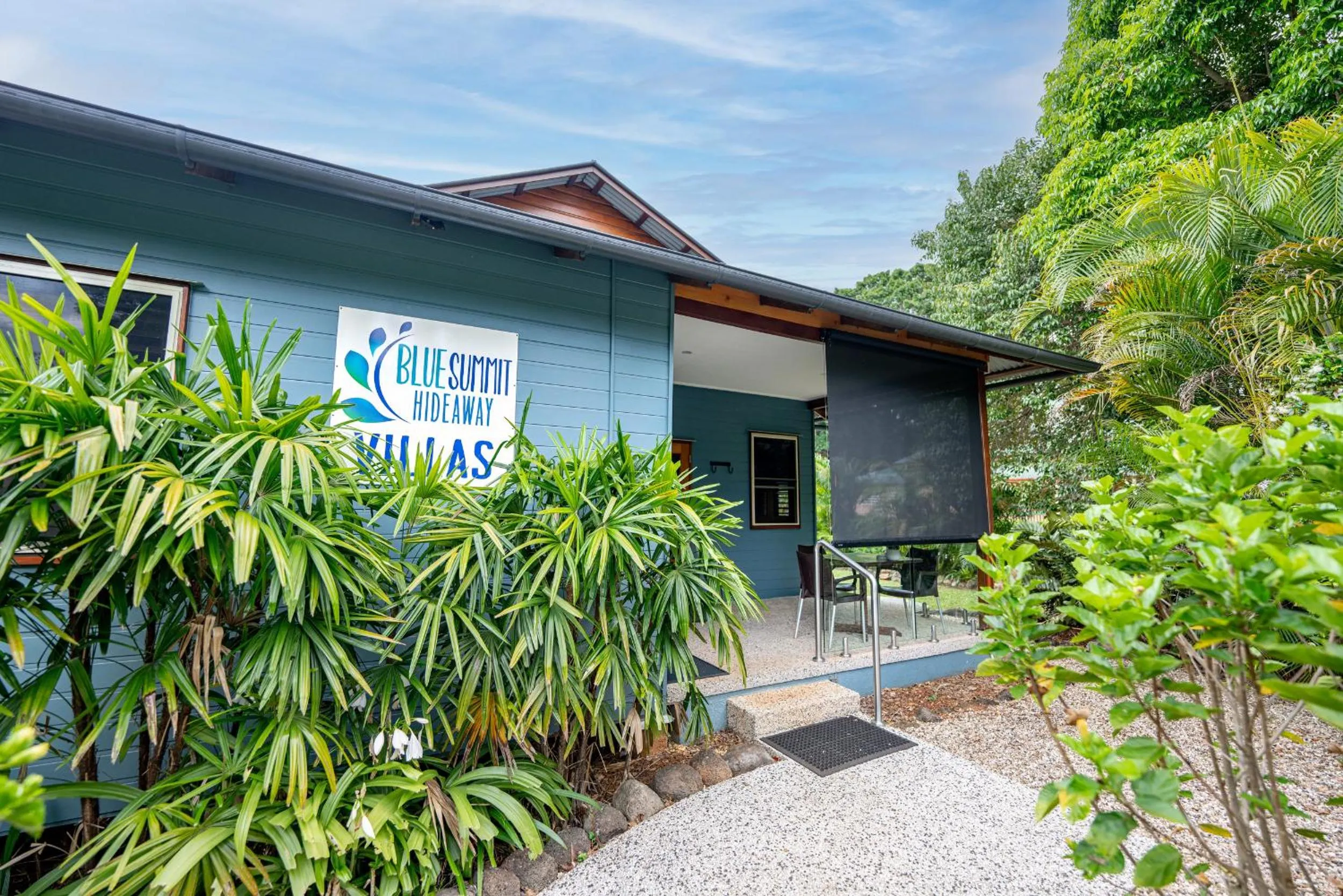 Property building in Blue Summit Hideaway