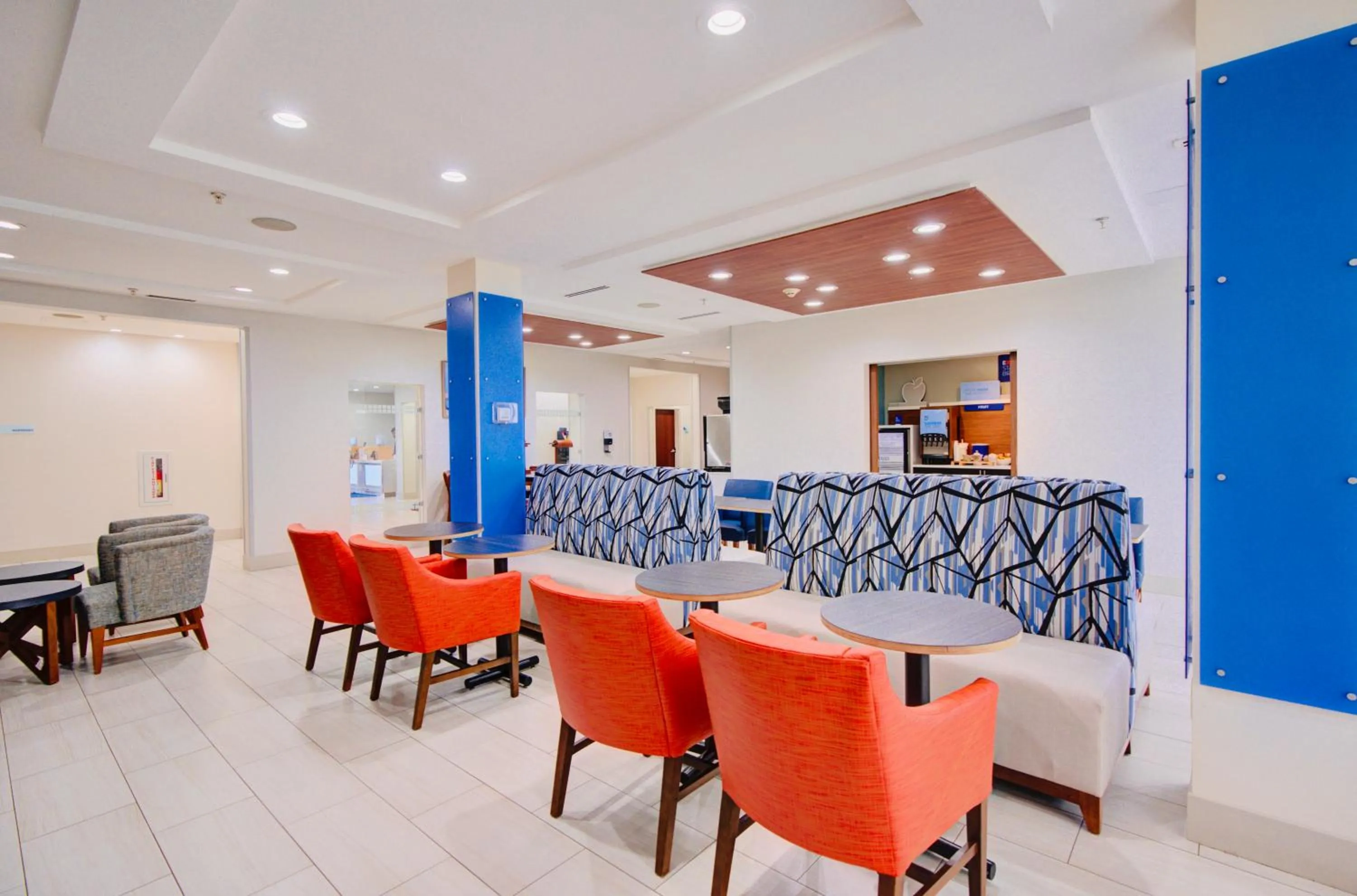 Property building in Holiday Inn Express Hotel & Suites Chester by IHG