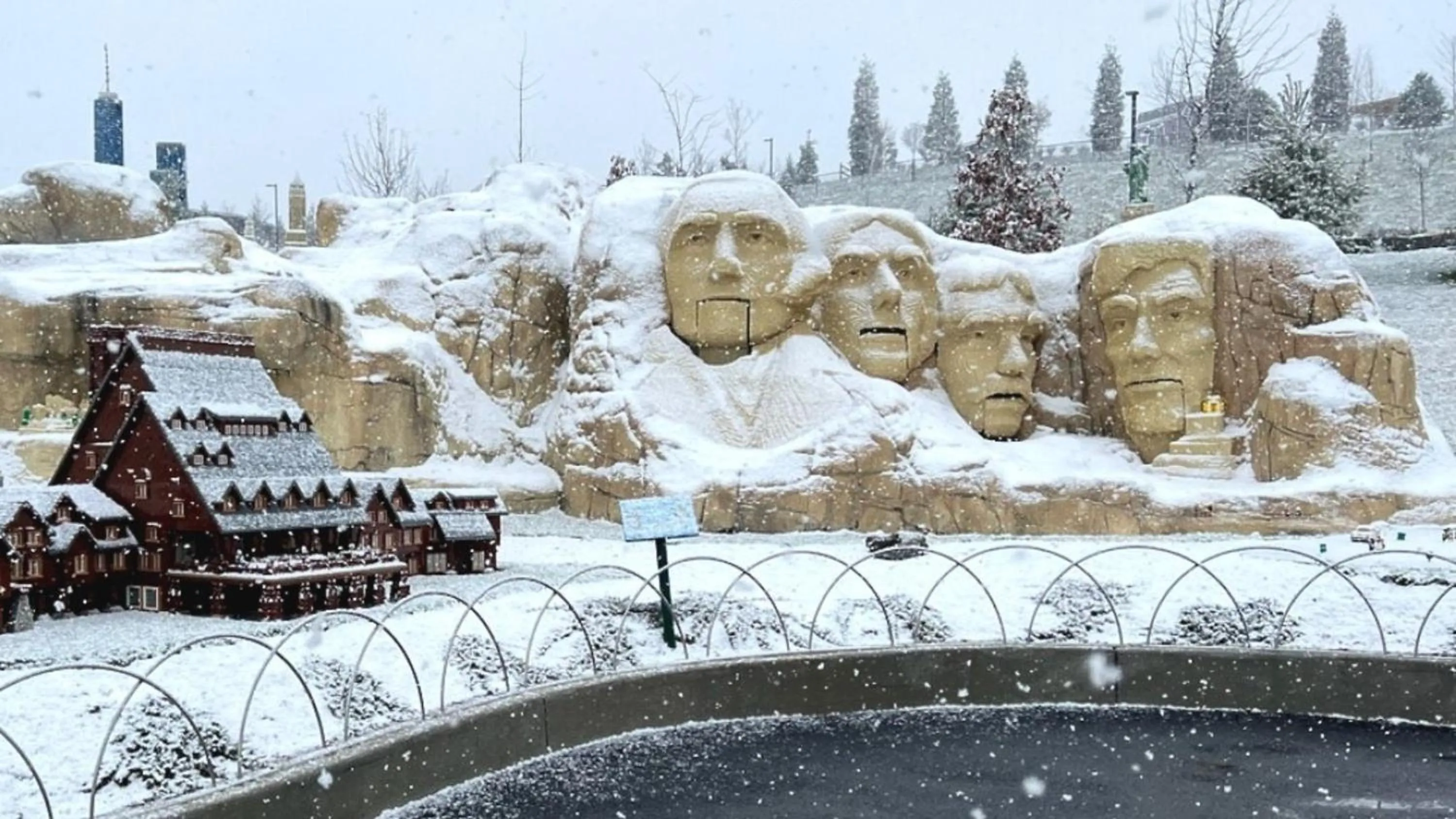 Nearby landmark in Holiday Inn Express Hotel & Suites Chester by IHG