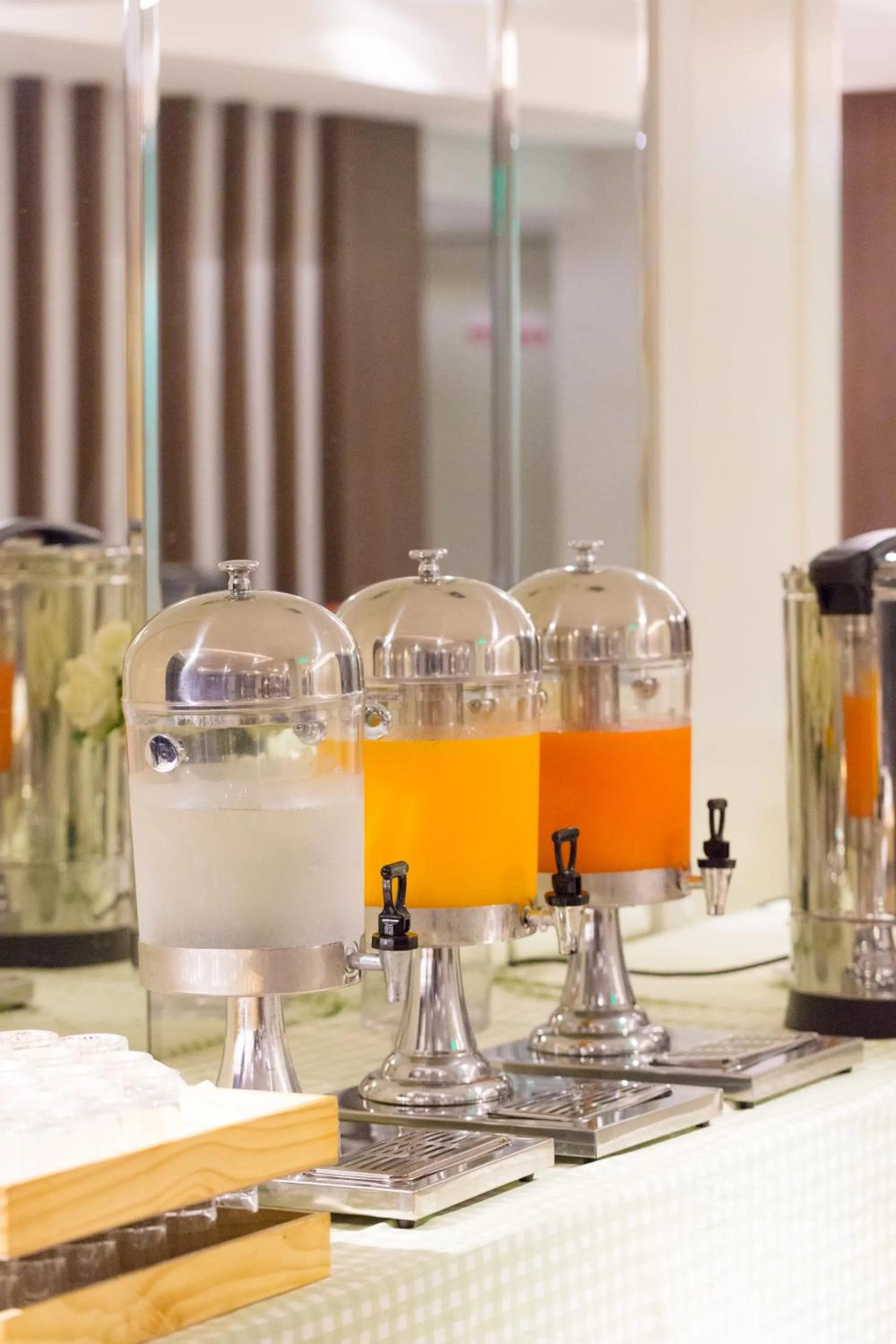 Breakfast in Top View Hotel - SHA Extra Plus