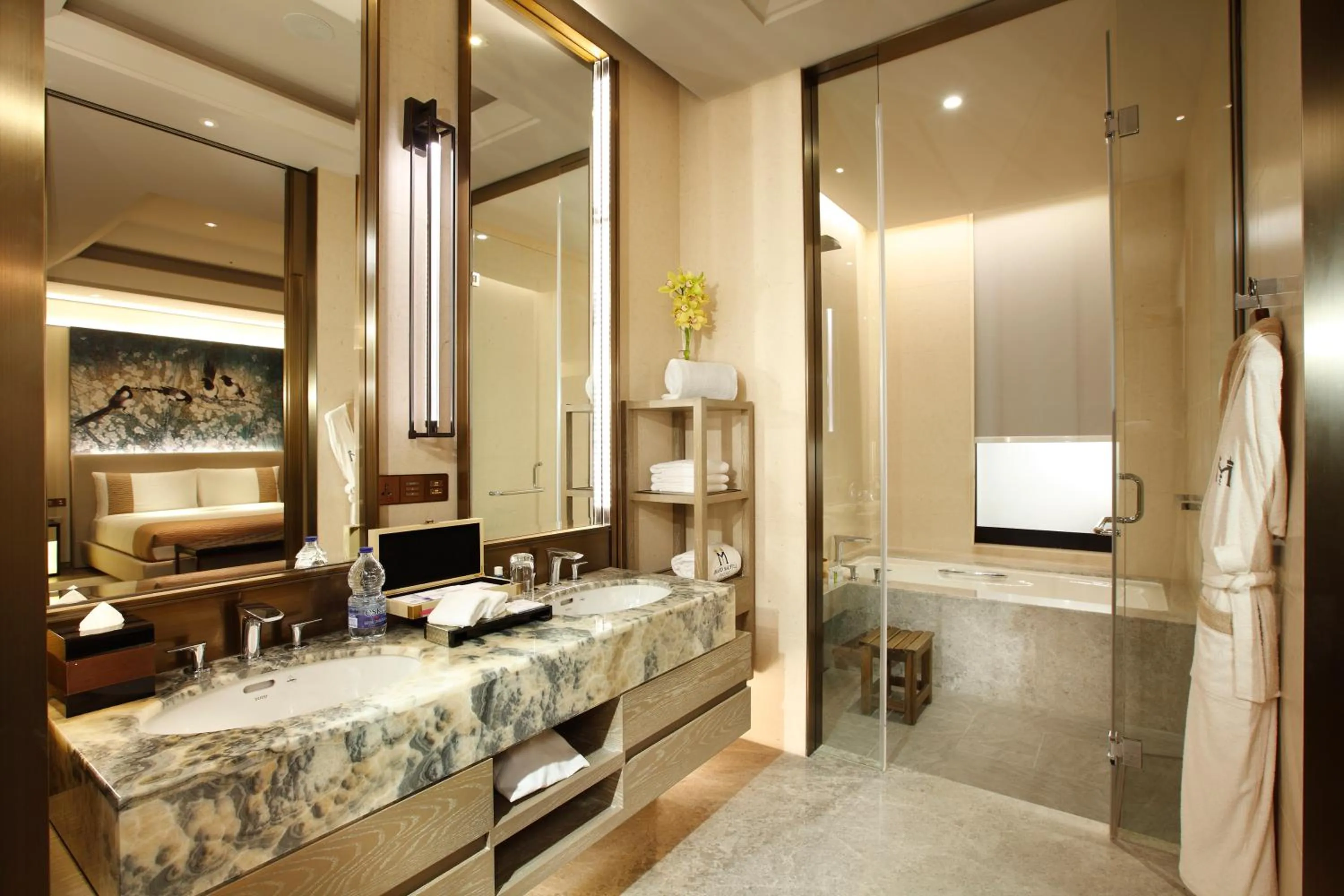 Shower in Grand Mayfull Taipei