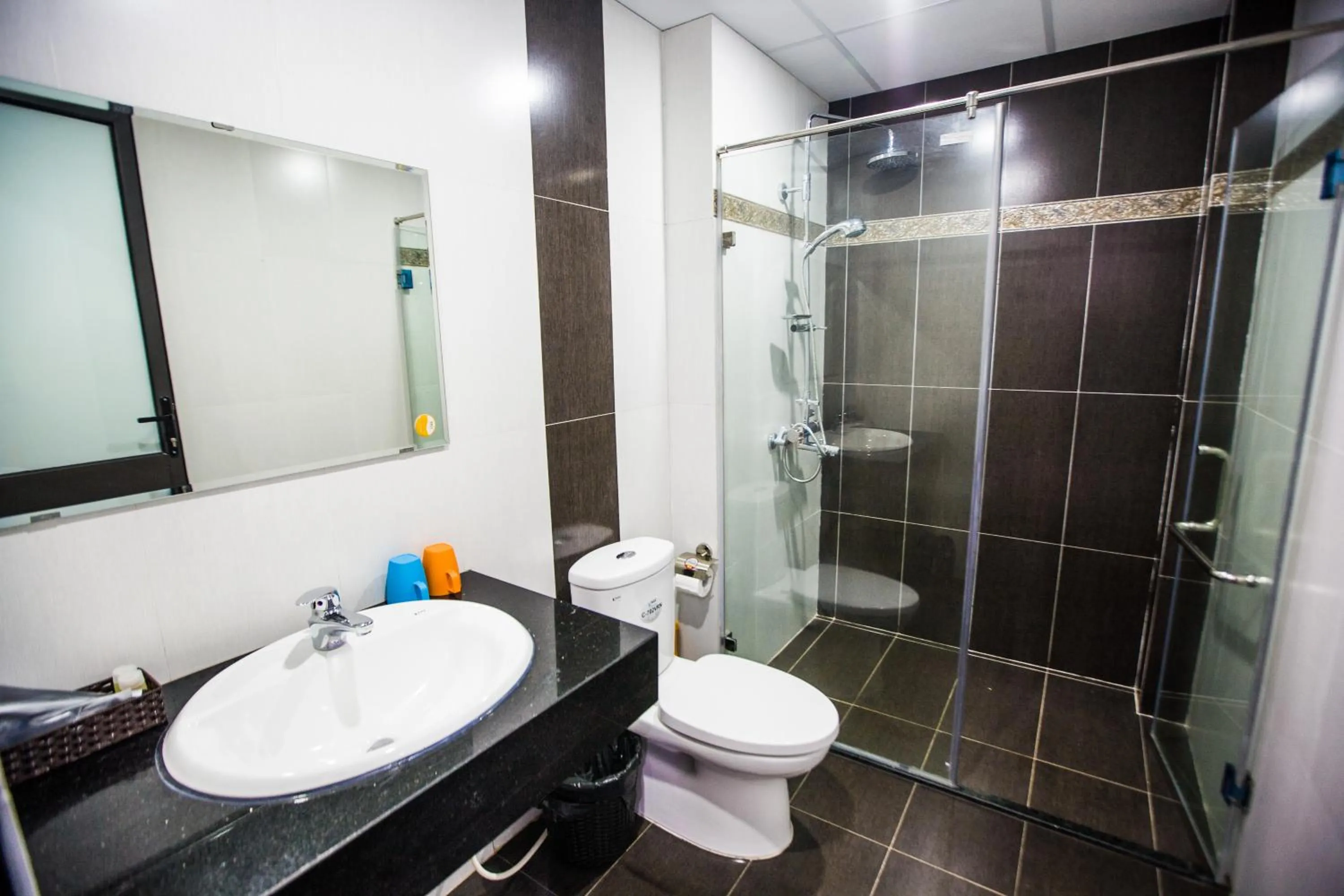 Shower in Hana 1 Apartment & Hotel Bac Ninh