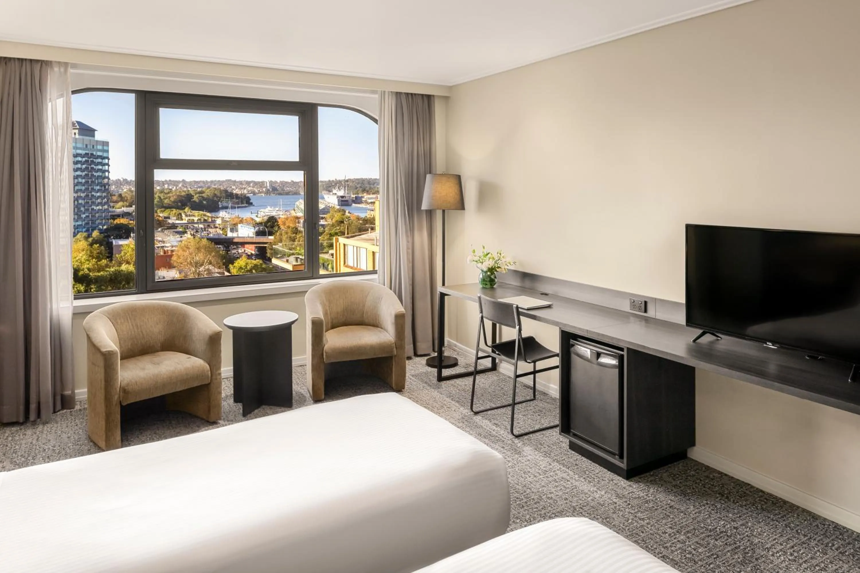 Bed in The Sydney Boulevard Hotel