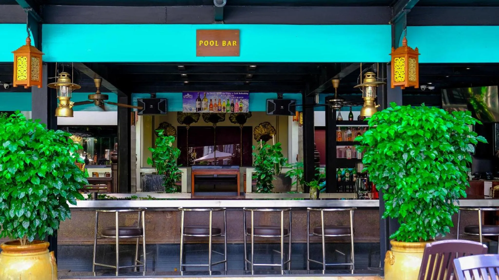 Lounge or bar in Empress Angkor Resort & Spa