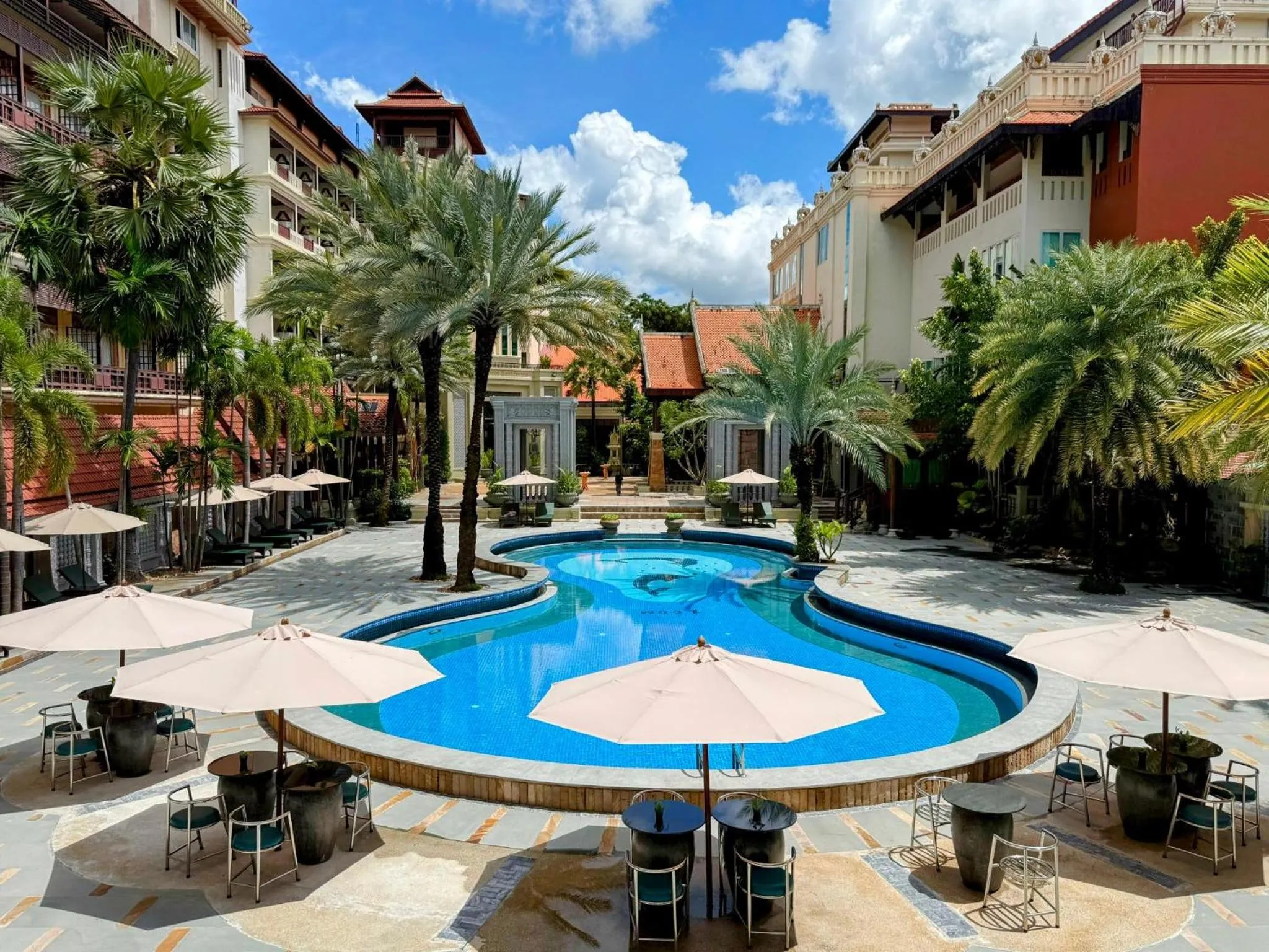 Swimming pool in Empress Angkor Resort & Spa
