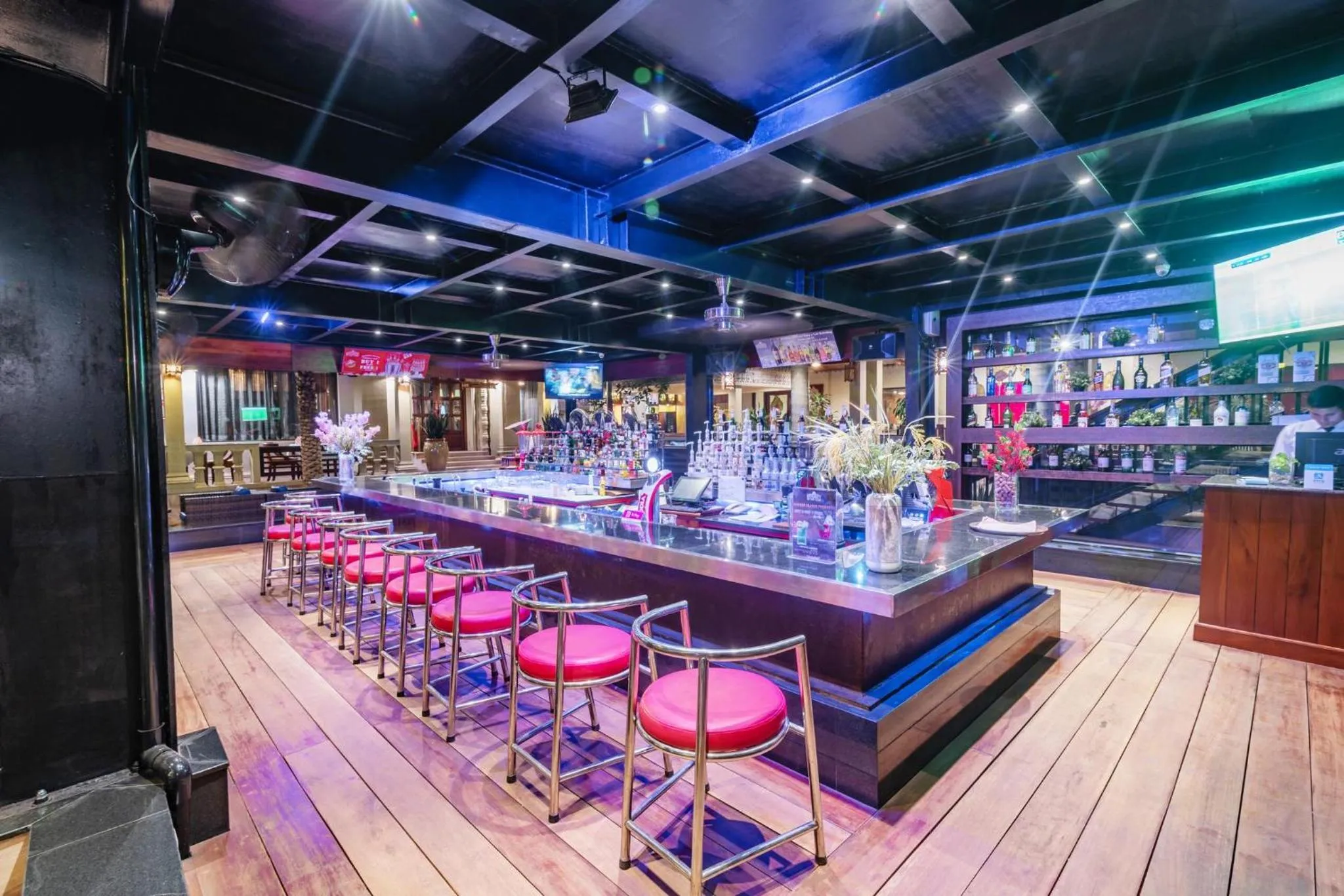 Lounge or bar in Empress Angkor Resort & Spa