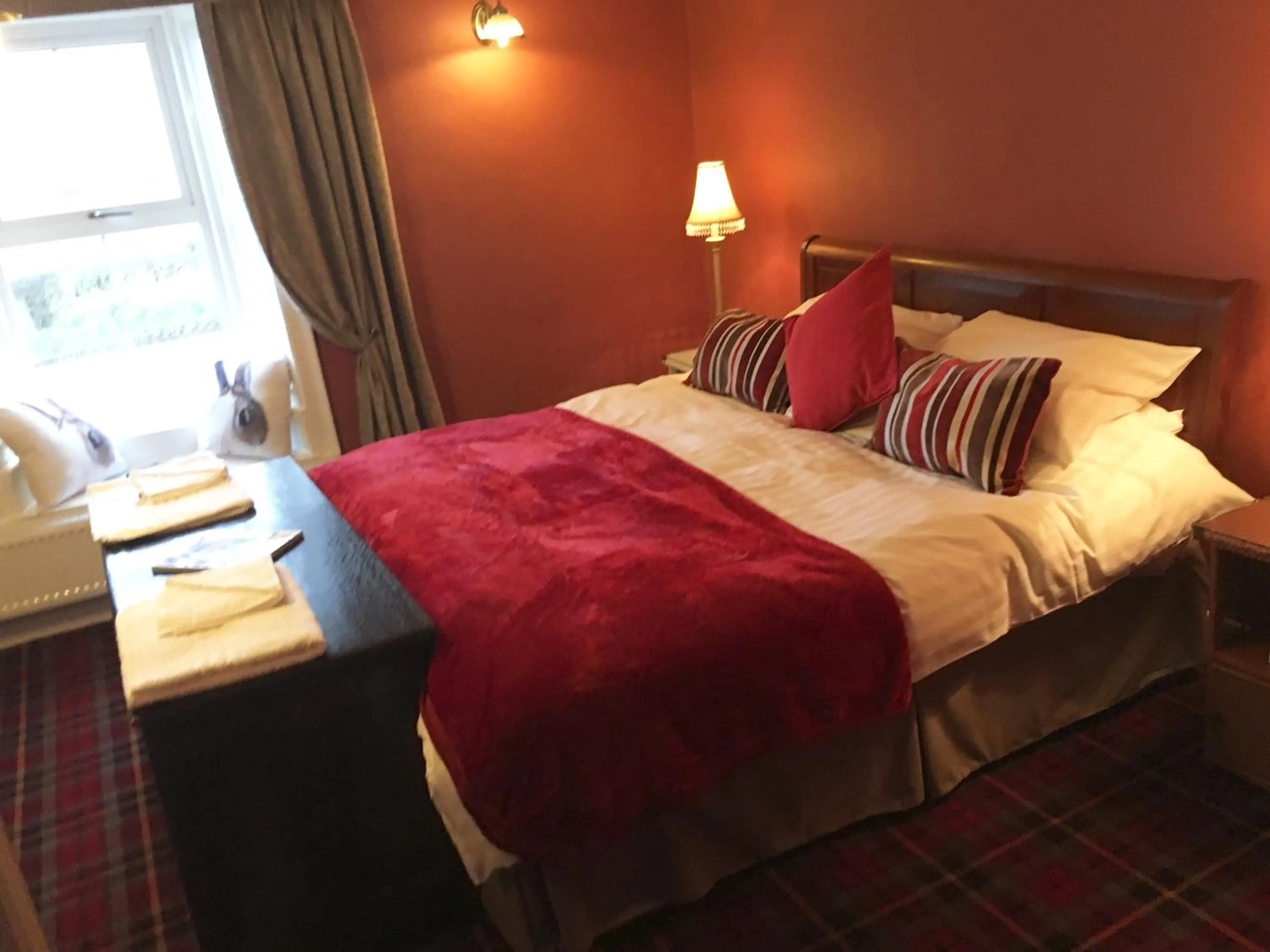 Bedroom, Bed in Robin Hood Inn