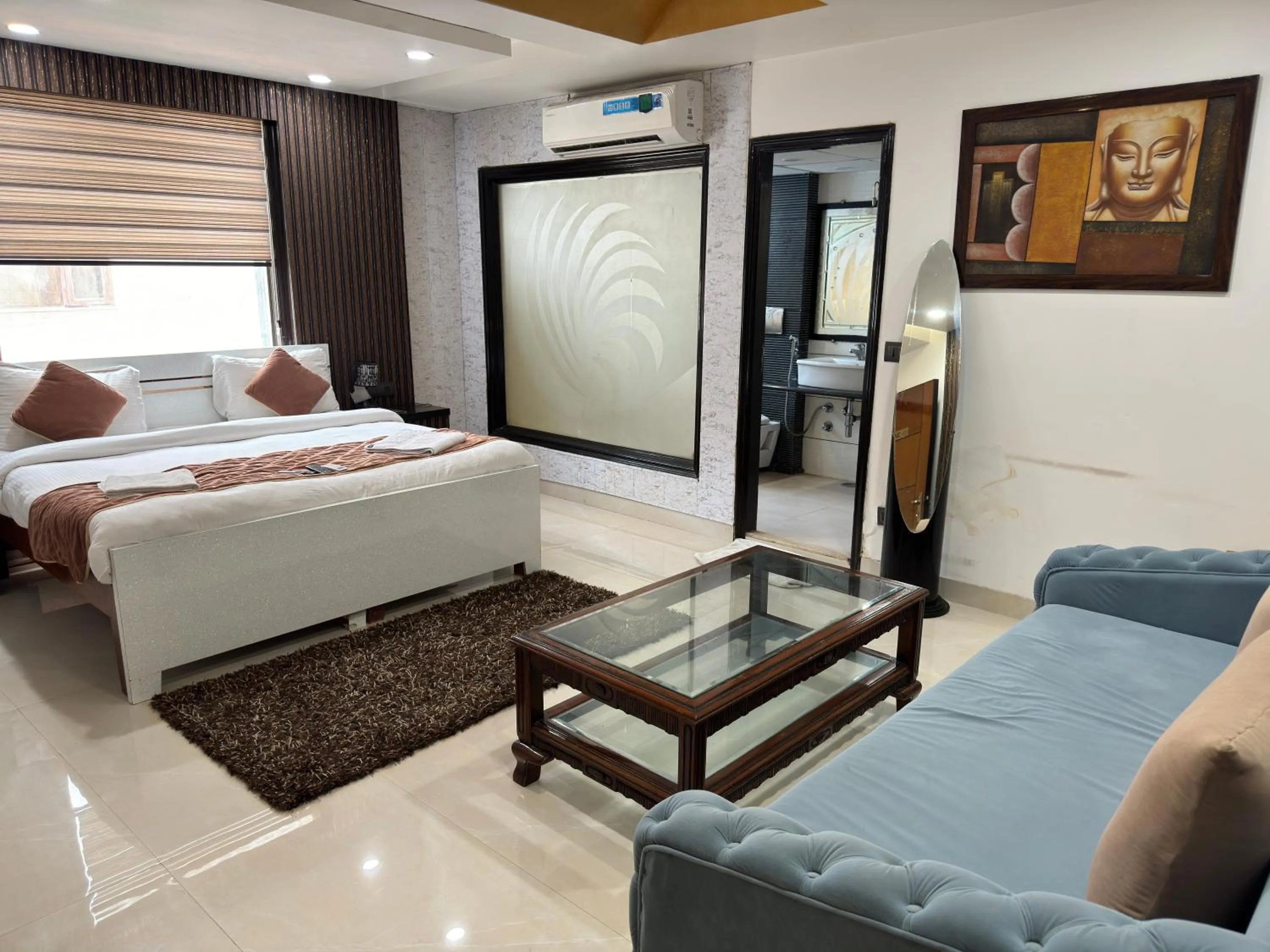 Bed in Hotel The Daanish Residency - Karol Bagh