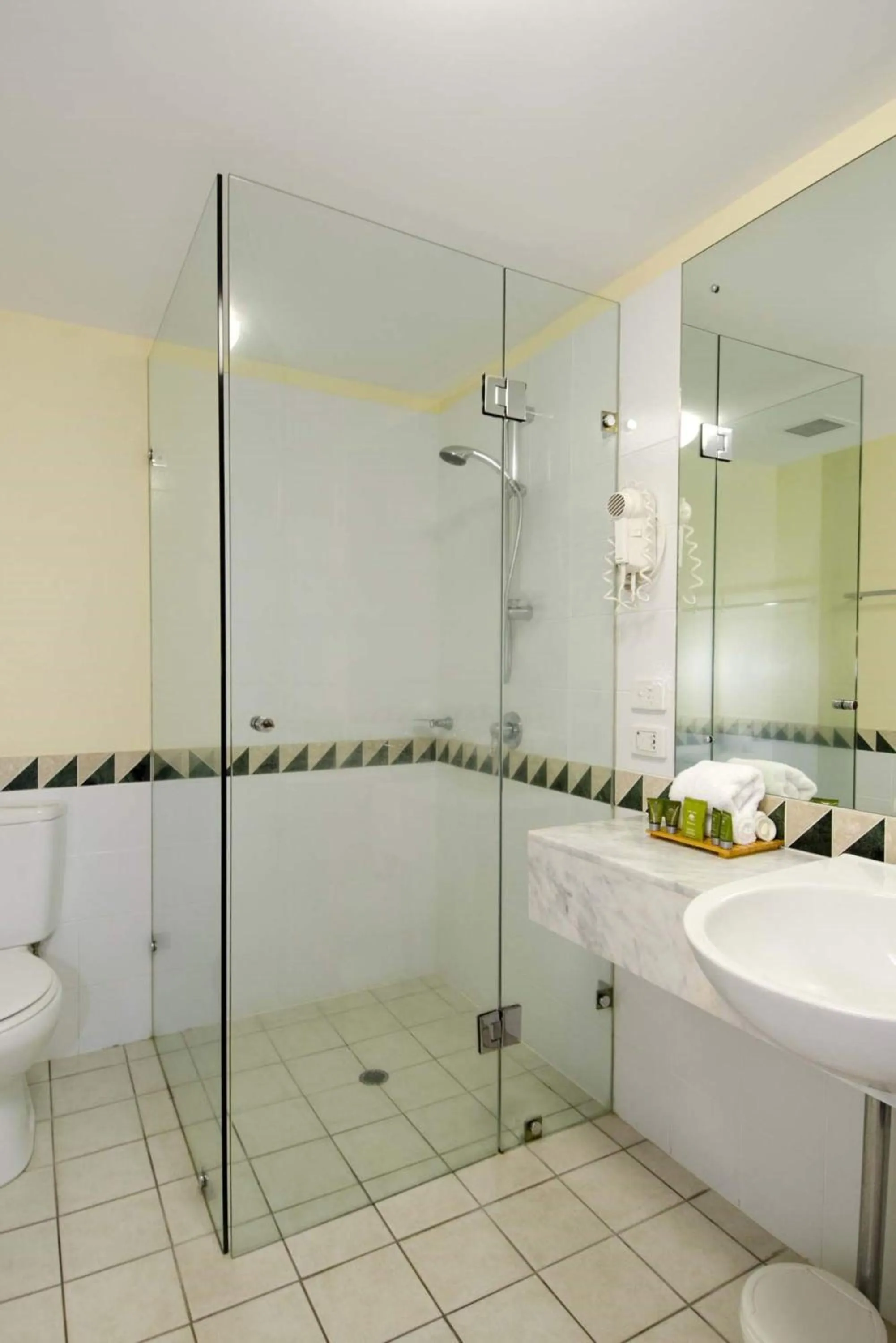 Shower in Silkari The Pavilions