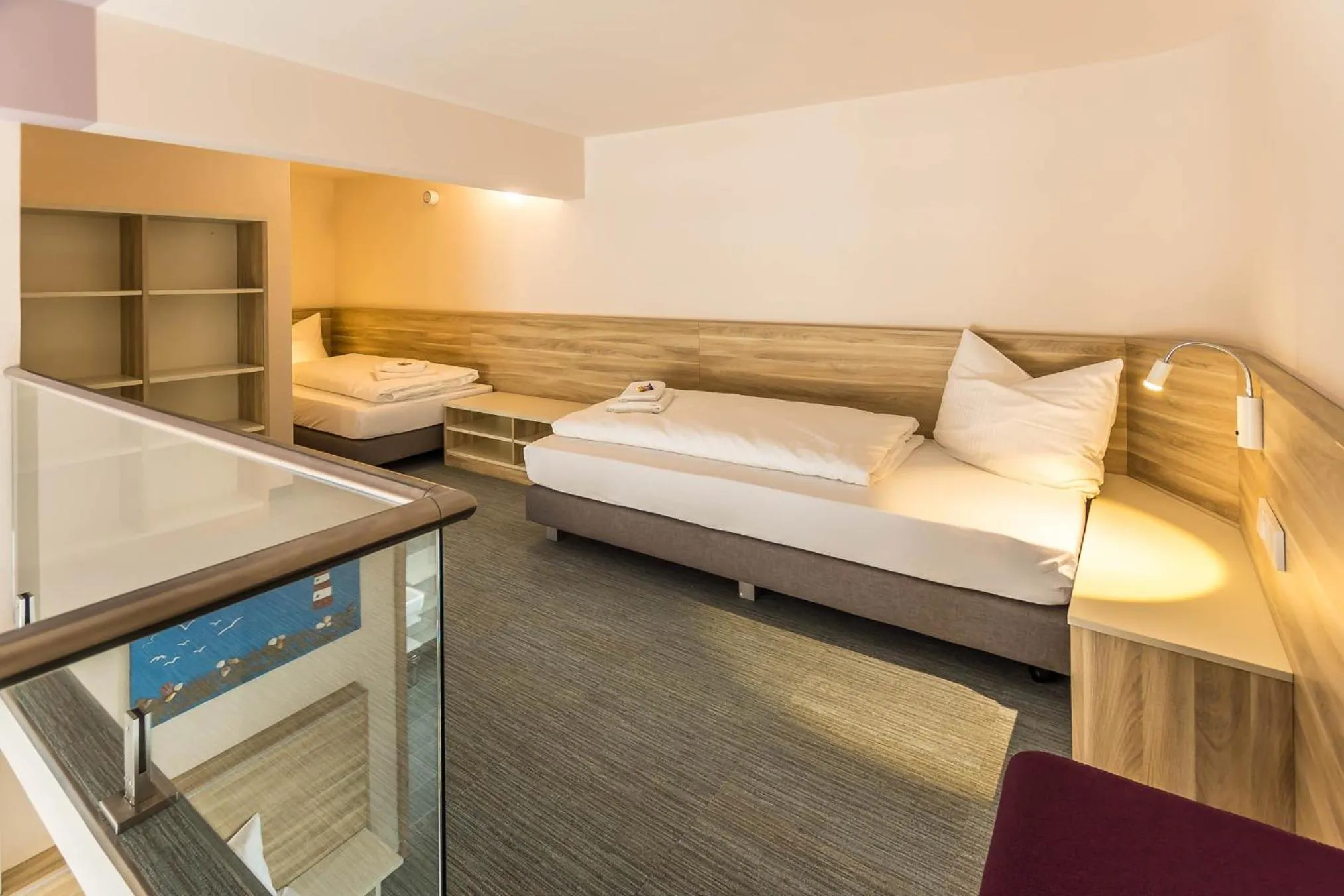 Photo of the whole room, Bed in Schumanns Garten