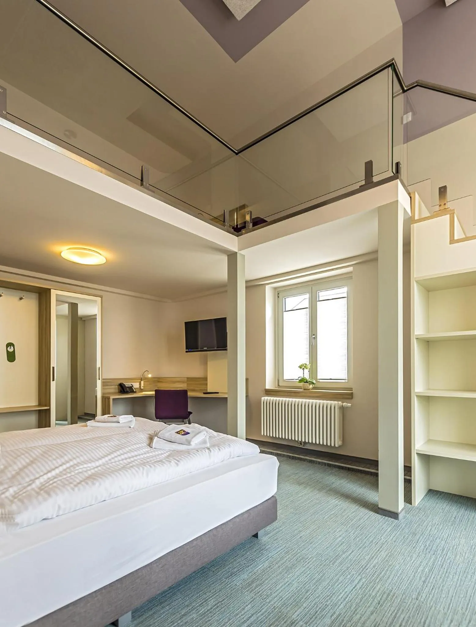 Decorative detail, Bed in Schumanns Garten