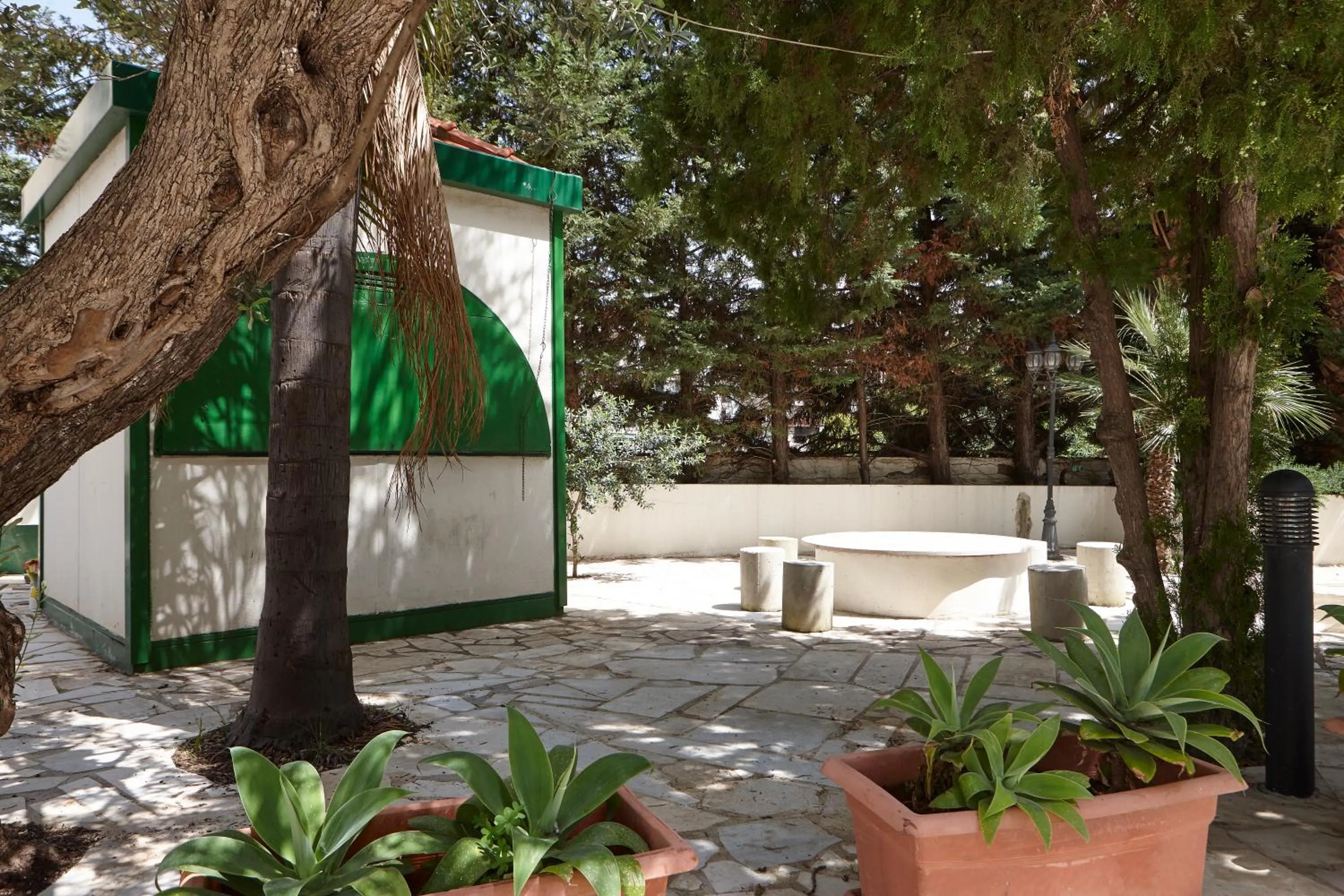 Garden in Zoukotel Hotel