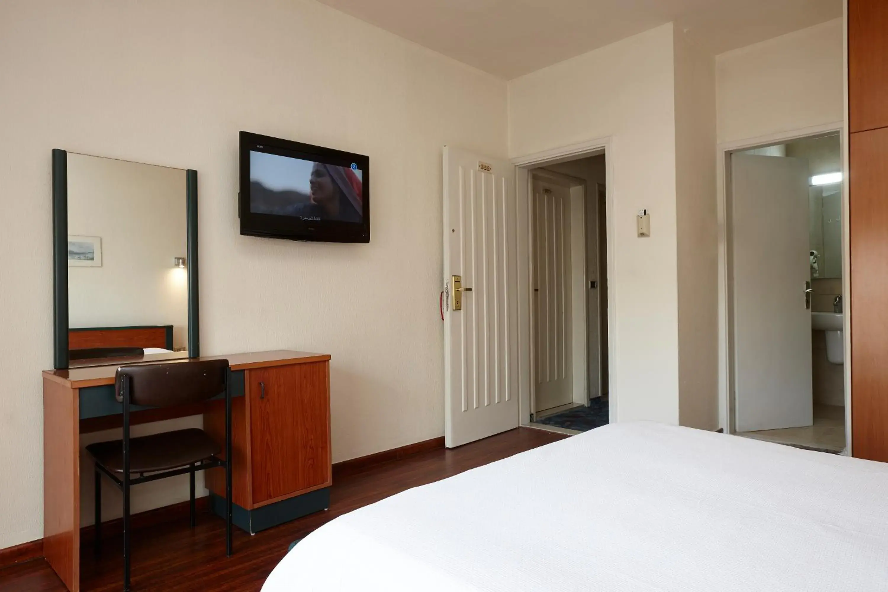 Double Room in Zoukotel Hotel Double Room in Zoukotel Hotel