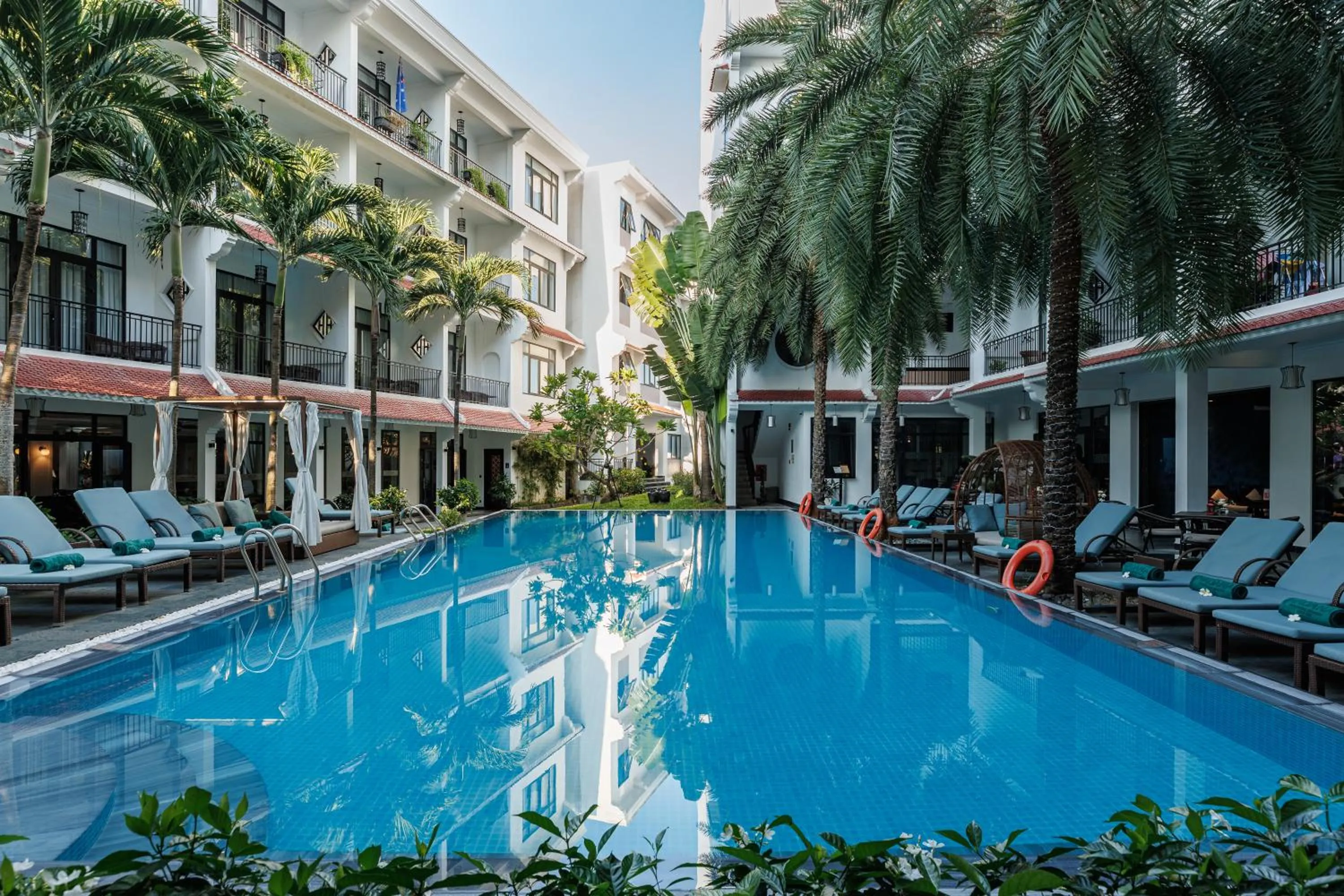 Swimming pool in Hadana Boutique Resort Hoi An