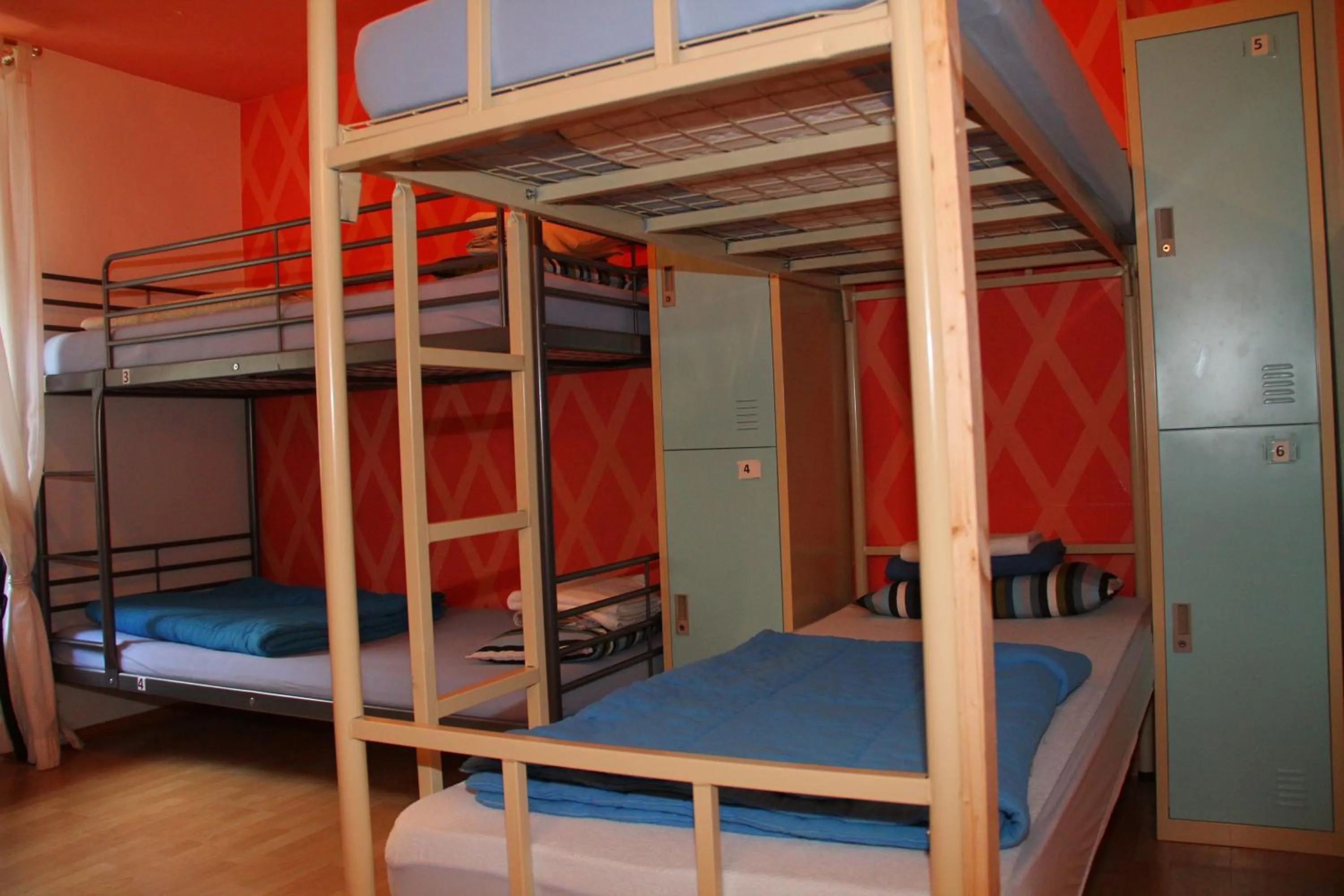 bunk bed, Bed in Oldtown Hostel Otter