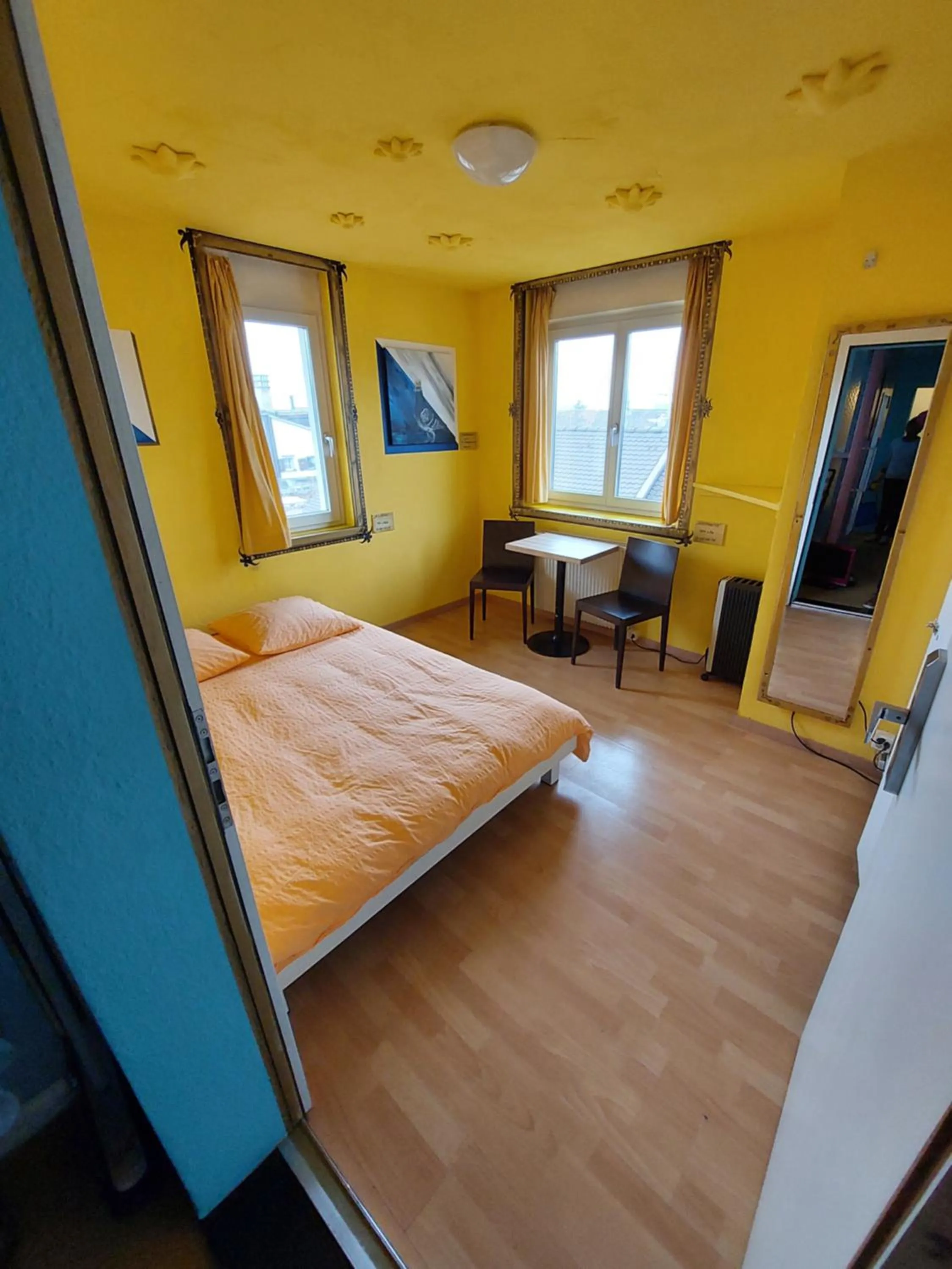 View (from property/room), Bed in Oldtown Hostel Otter