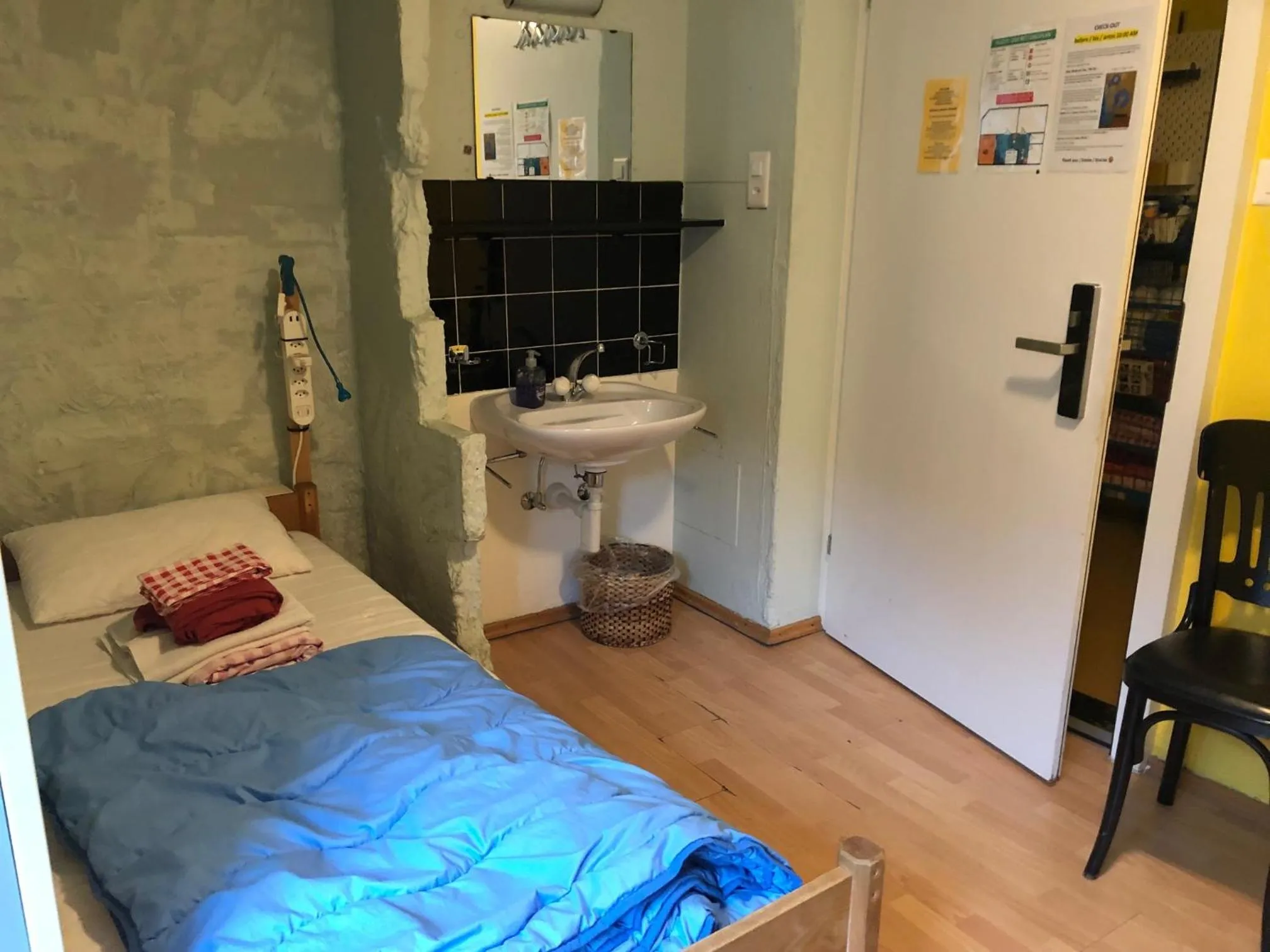 Bedroom, Bed in Oldtown Hostel Otter