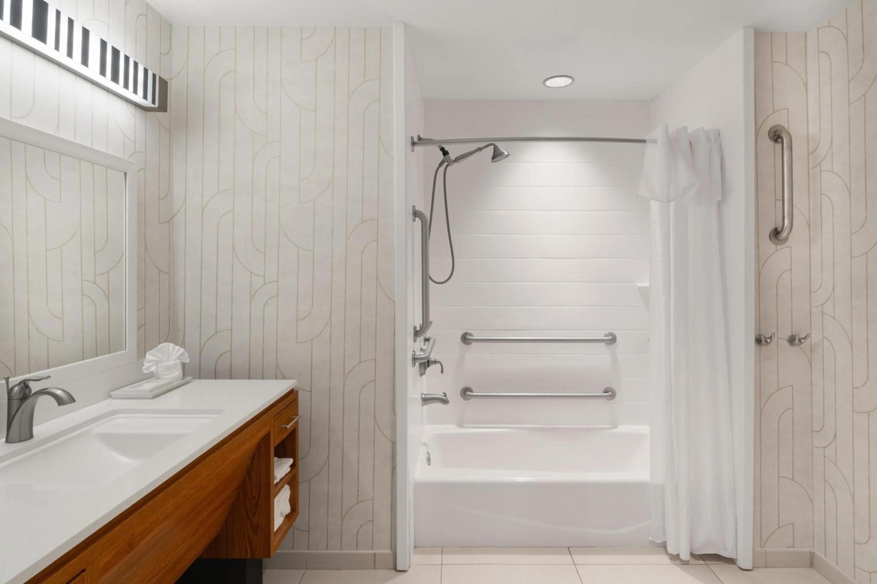 Bathroom in Home2 Suites by Hilton Alexandria