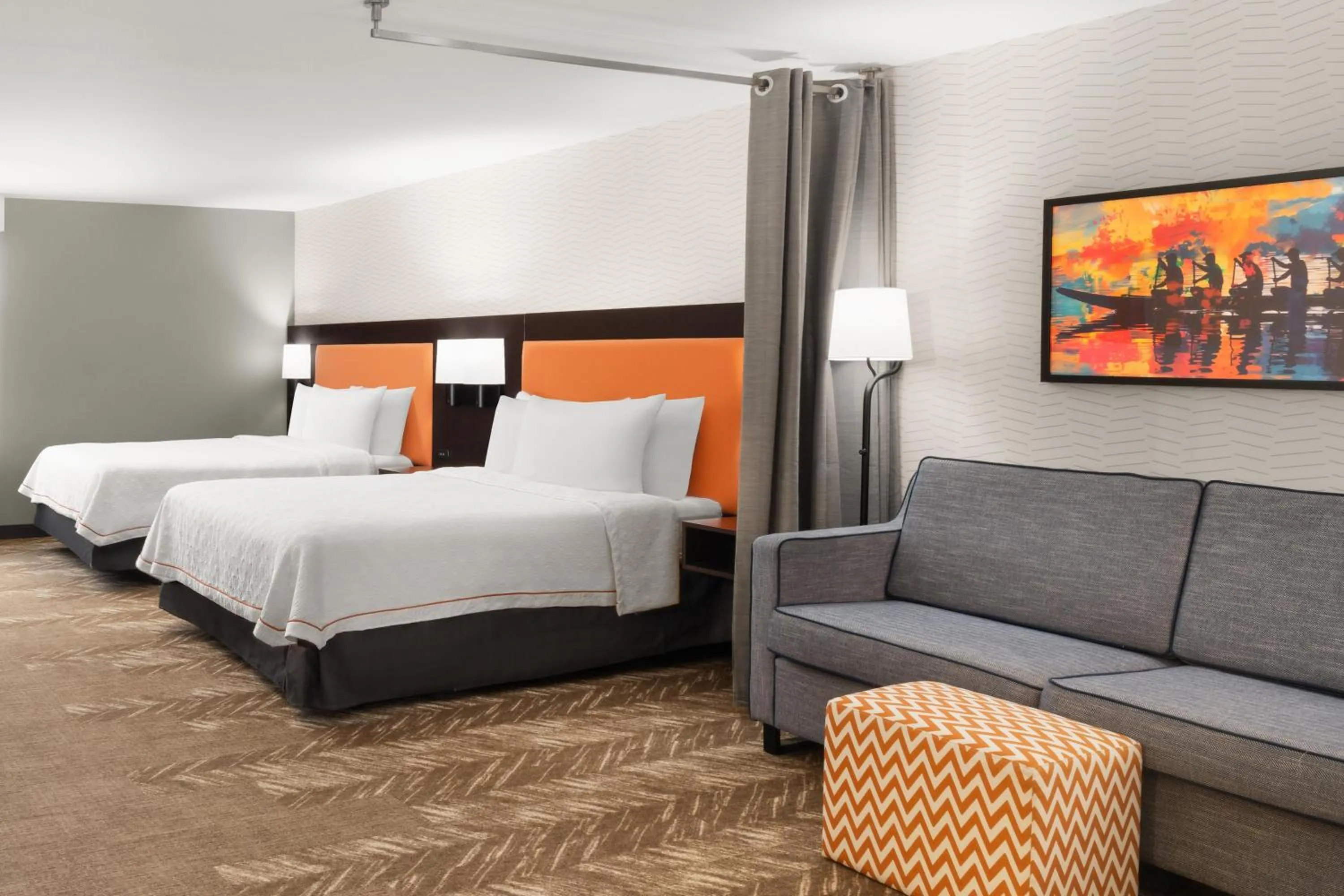 Living room, Bed in Home2 Suites by Hilton Alexandria