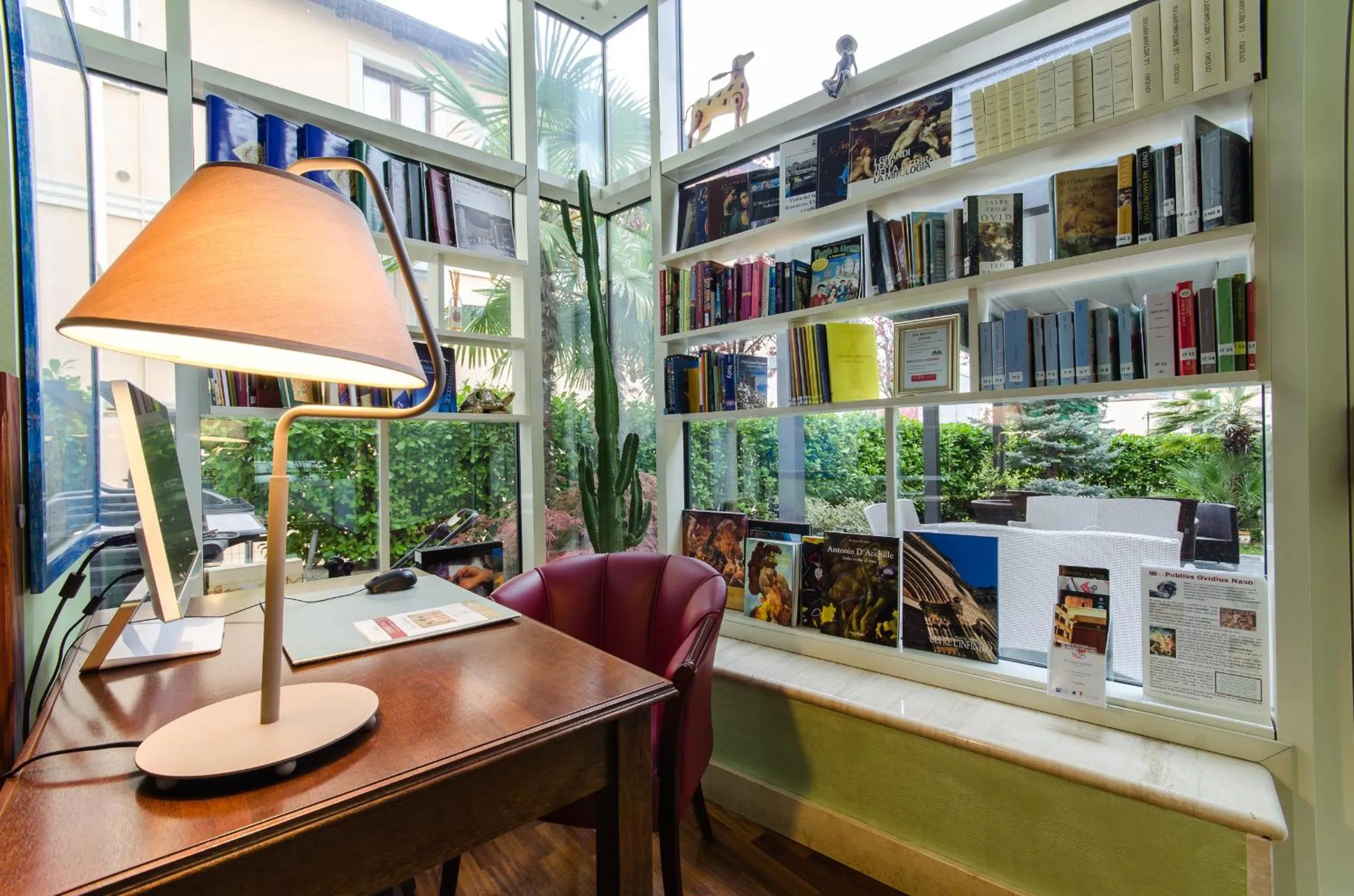 Library in Hotel Ovidius