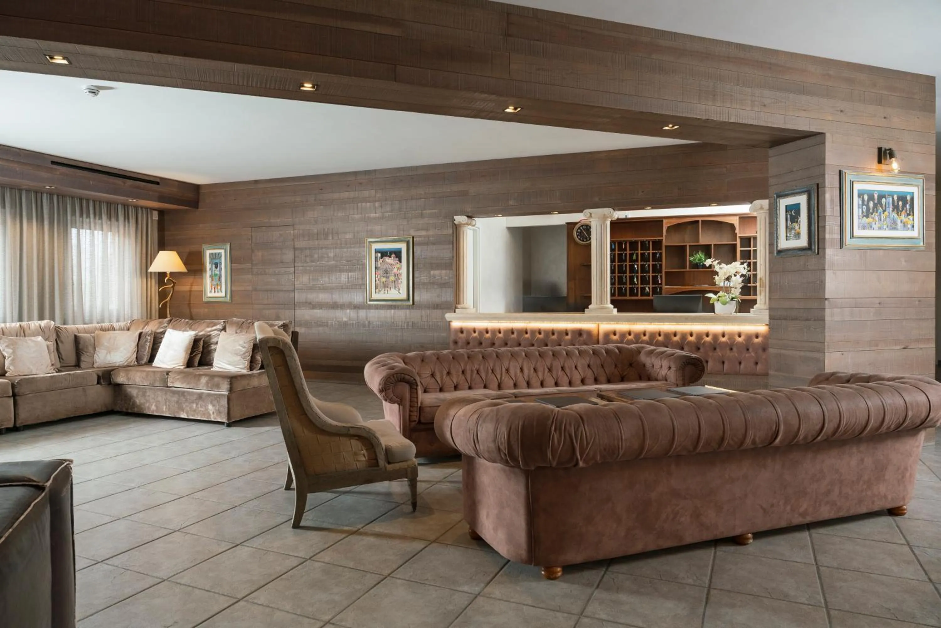 Lobby or reception in Hotel Don Luis