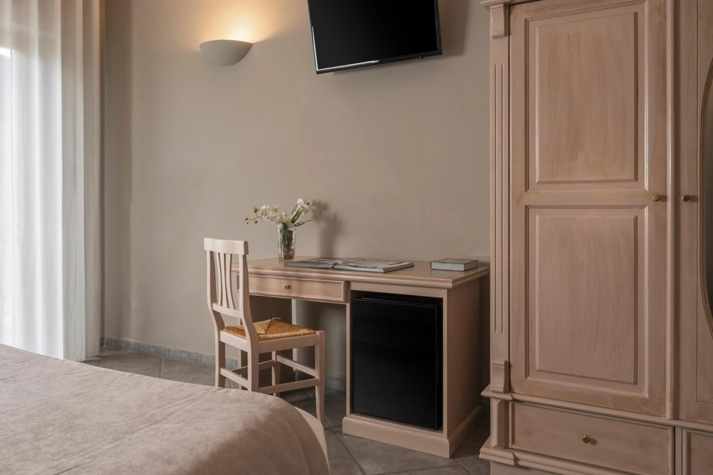 Bedroom, Bed in Hotel Don Luis