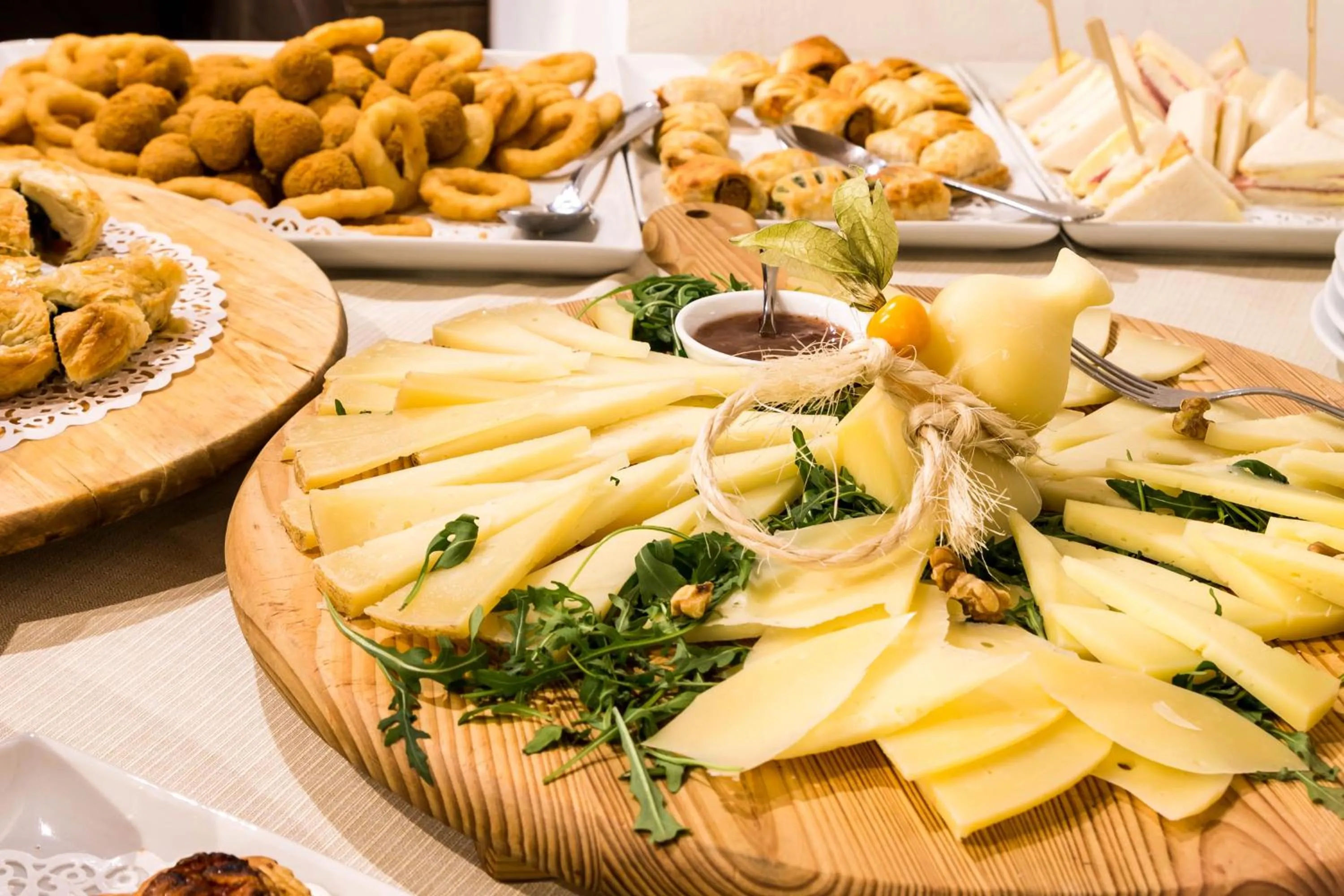 Communal lounge/ TV room in Hotel Don Luis