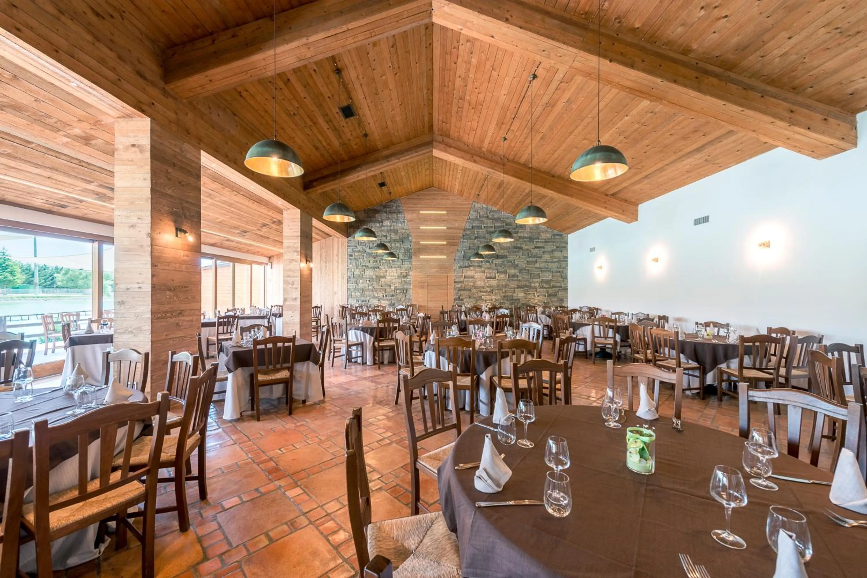 Restaurant/places to eat in Hotel Don Luis