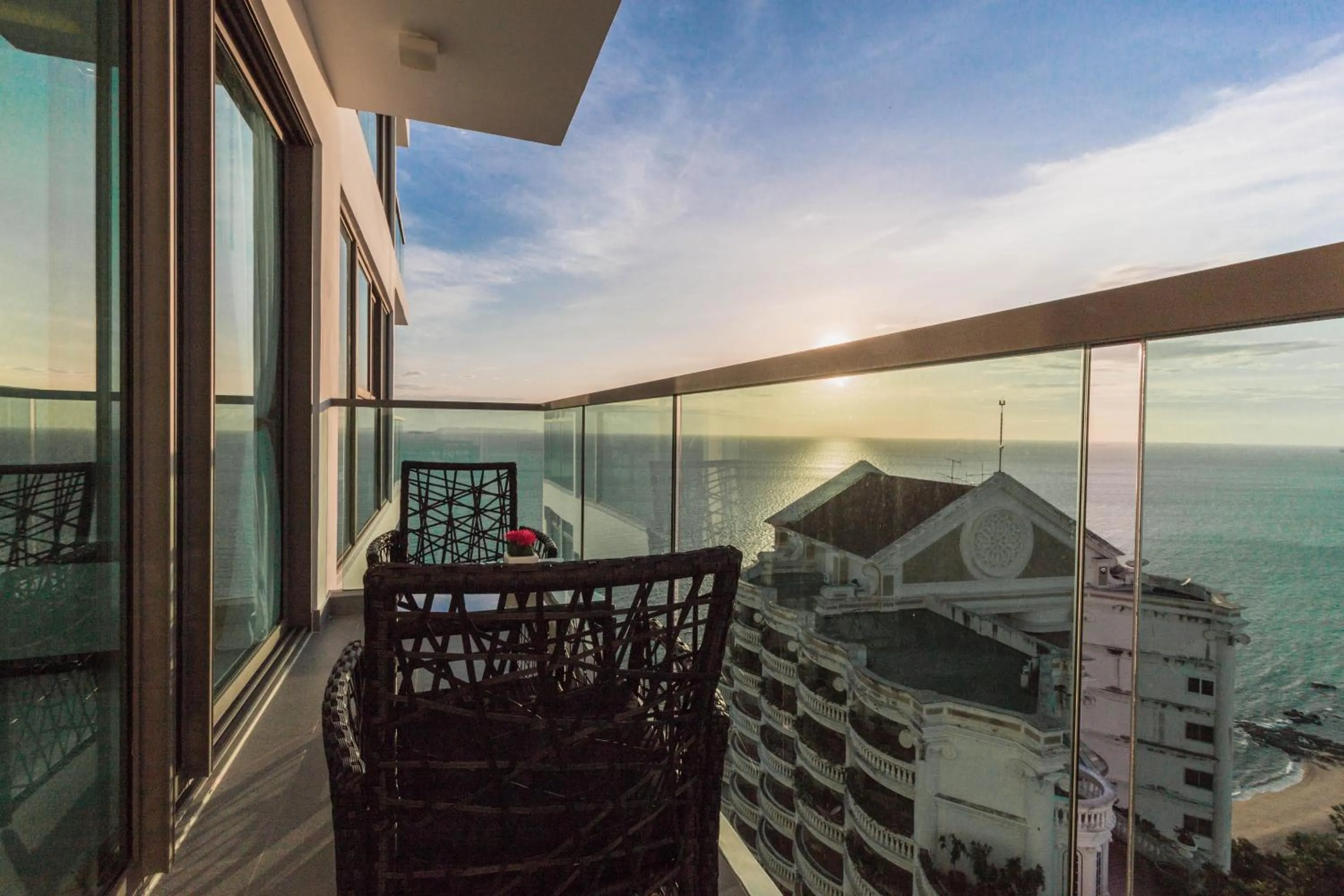 Balcony/Terrace in Wongamat Tower by Pattaya Sunny Rentals