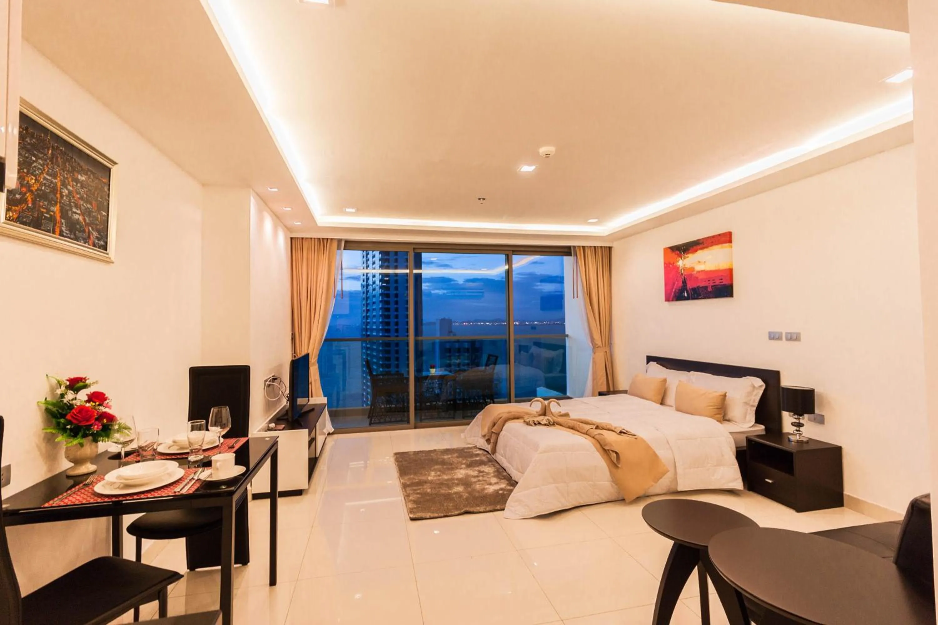 Bedroom in Wongamat Tower by Pattaya Sunny Rentals