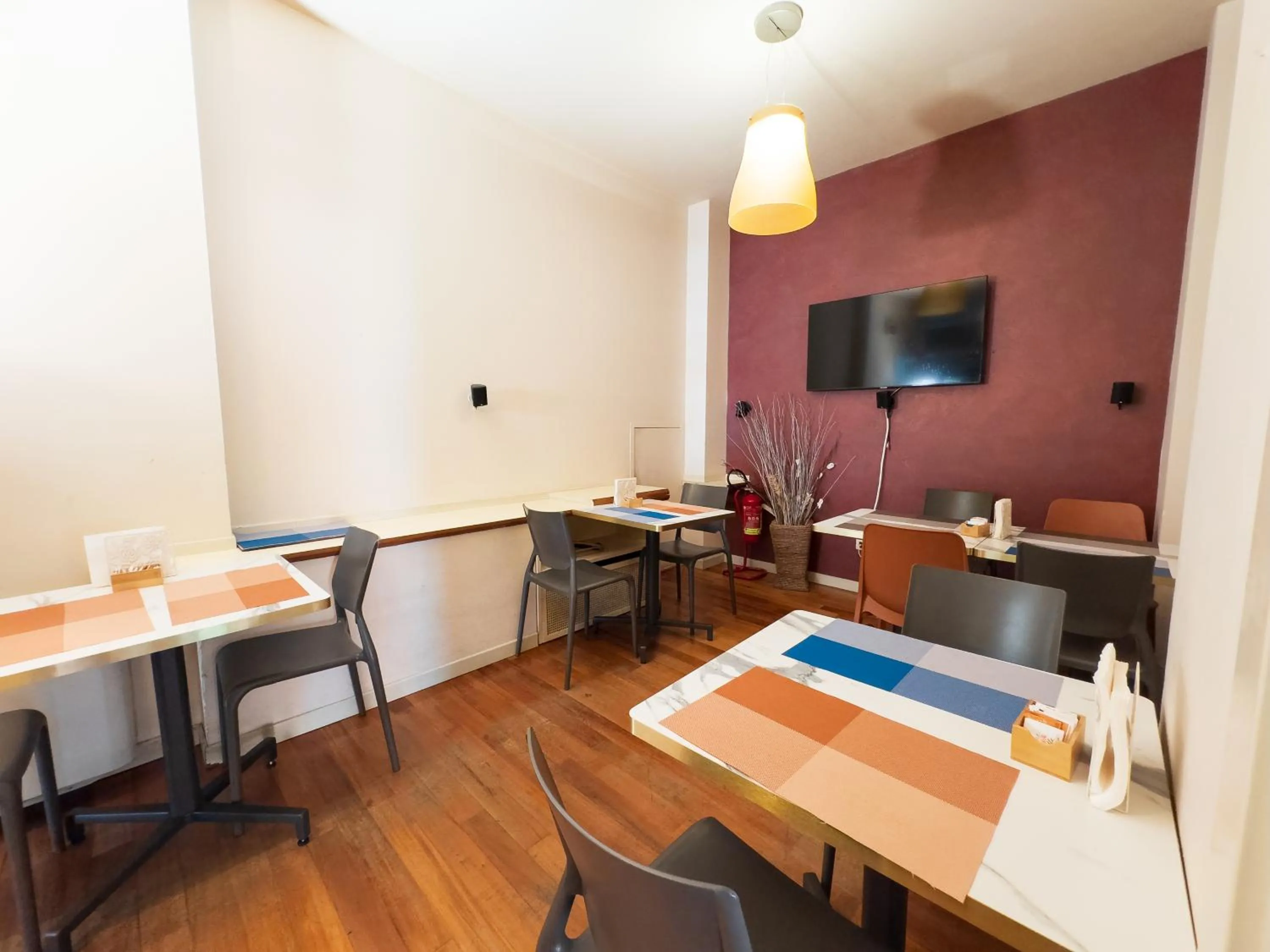 Breakfast in Hotel Astoria