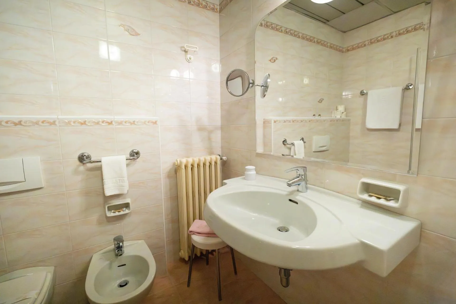 Bathroom in Hotel Abano Astoria