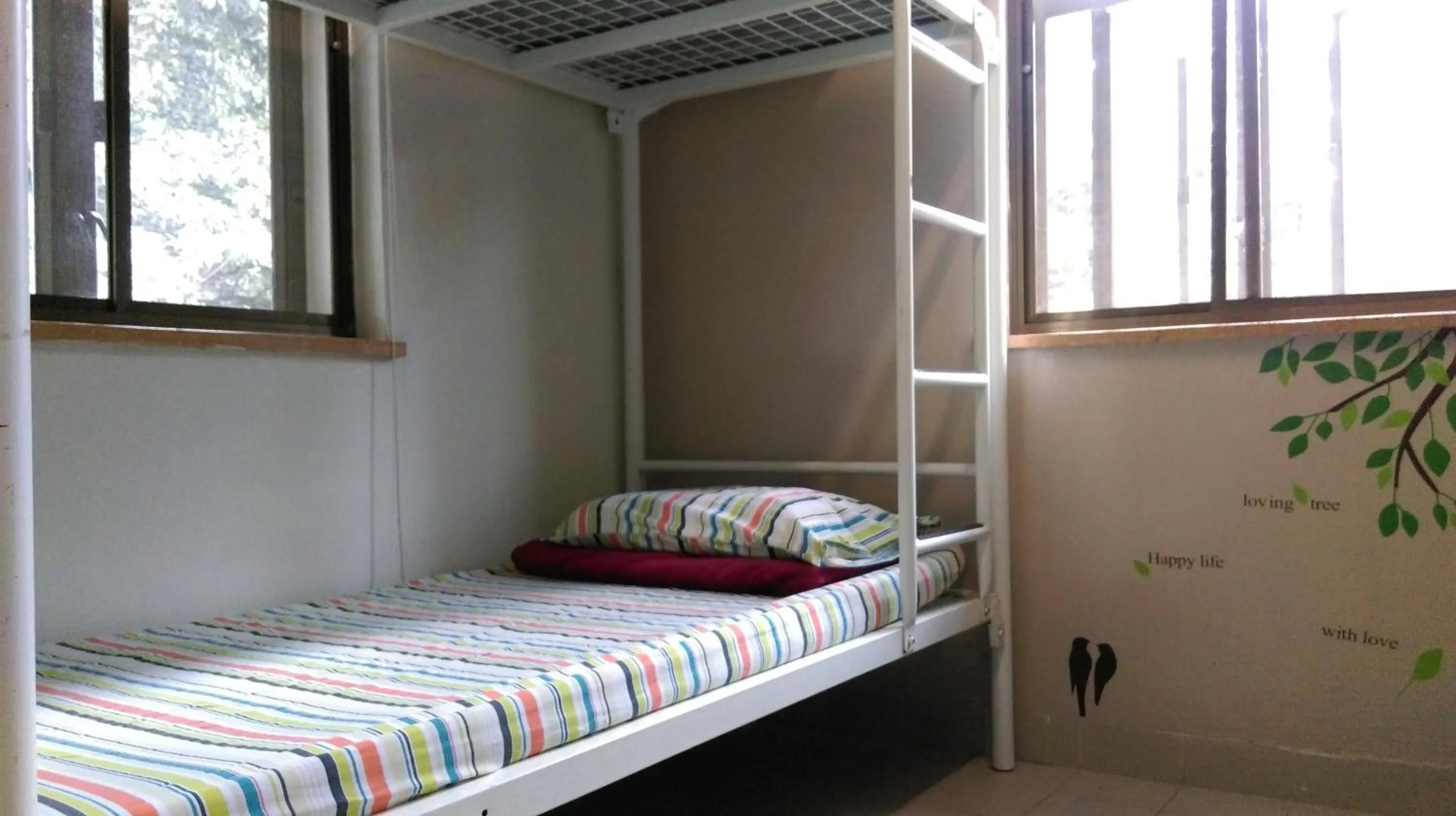 bunk bed, Bed in YHA Ngong Ping SG Davis Youth Hostel