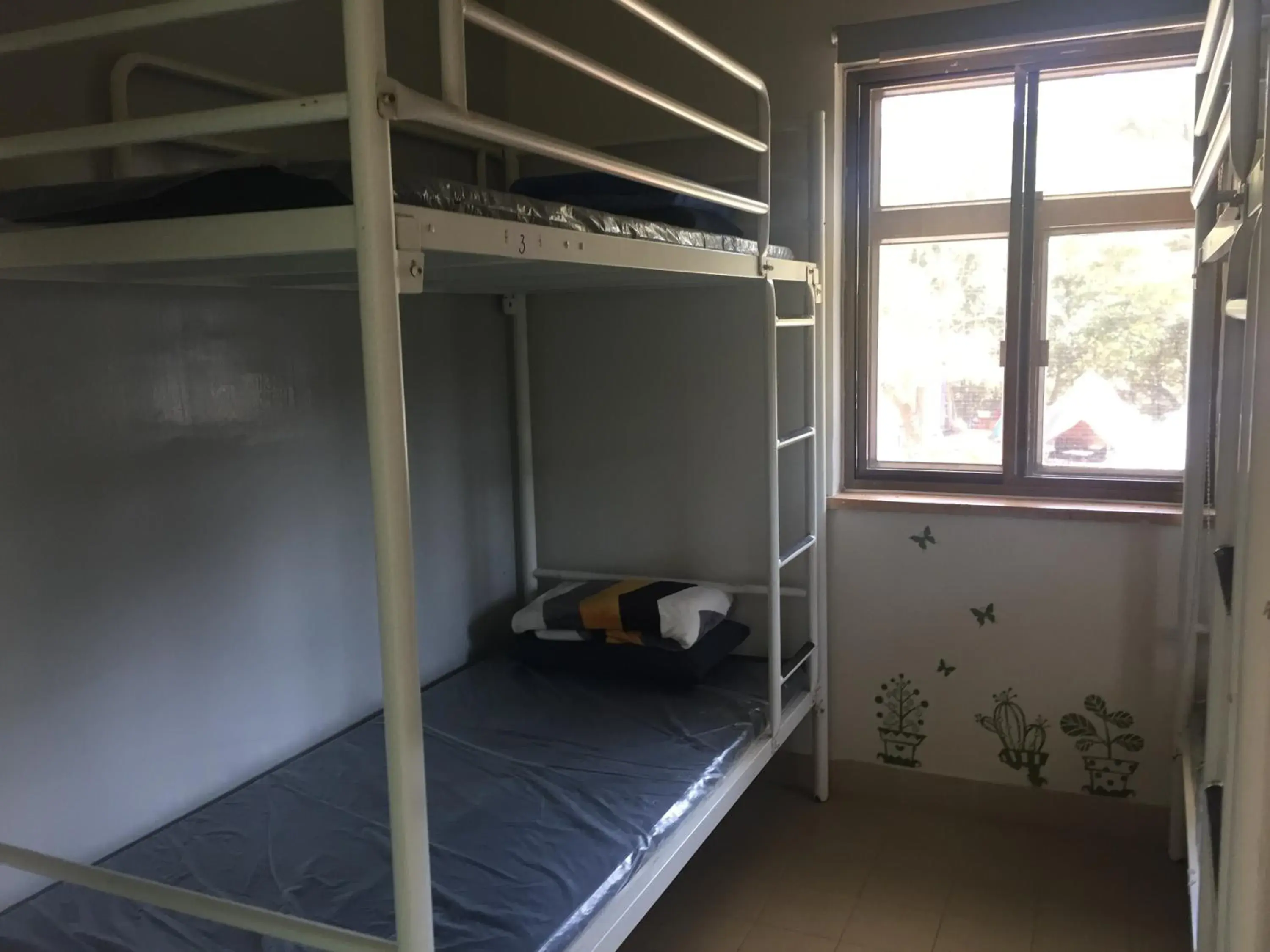 4-Person Private Dormitory in YHA Ngong Ping SG Davis Youth Hostel 4-Person Private Dormitory in YHA Ngong Ping SG Davis Youth Hostel