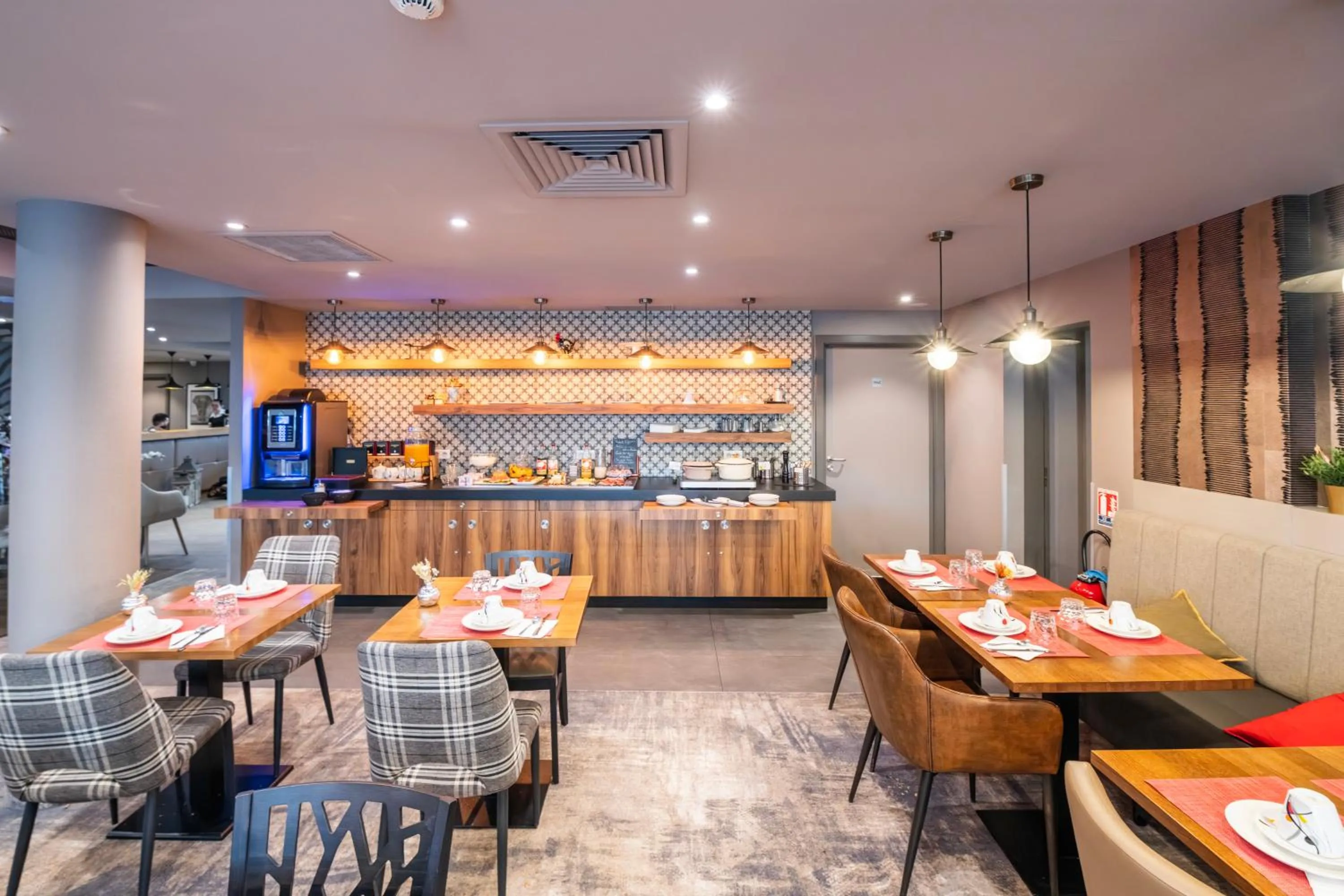 Breakfast in Le Lodge Brit Hotel Strasbourg Zenith