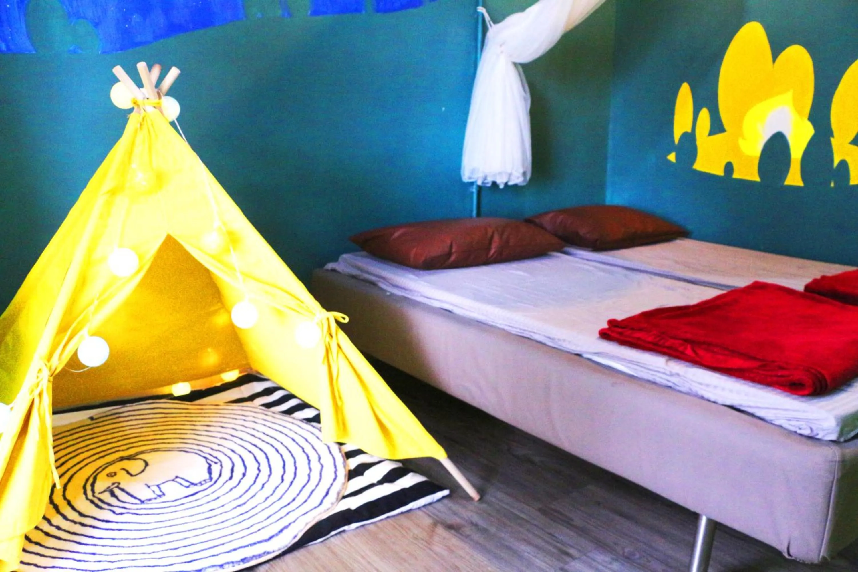 Bed in YHA Bradbury Jockey Club Youth Hostel