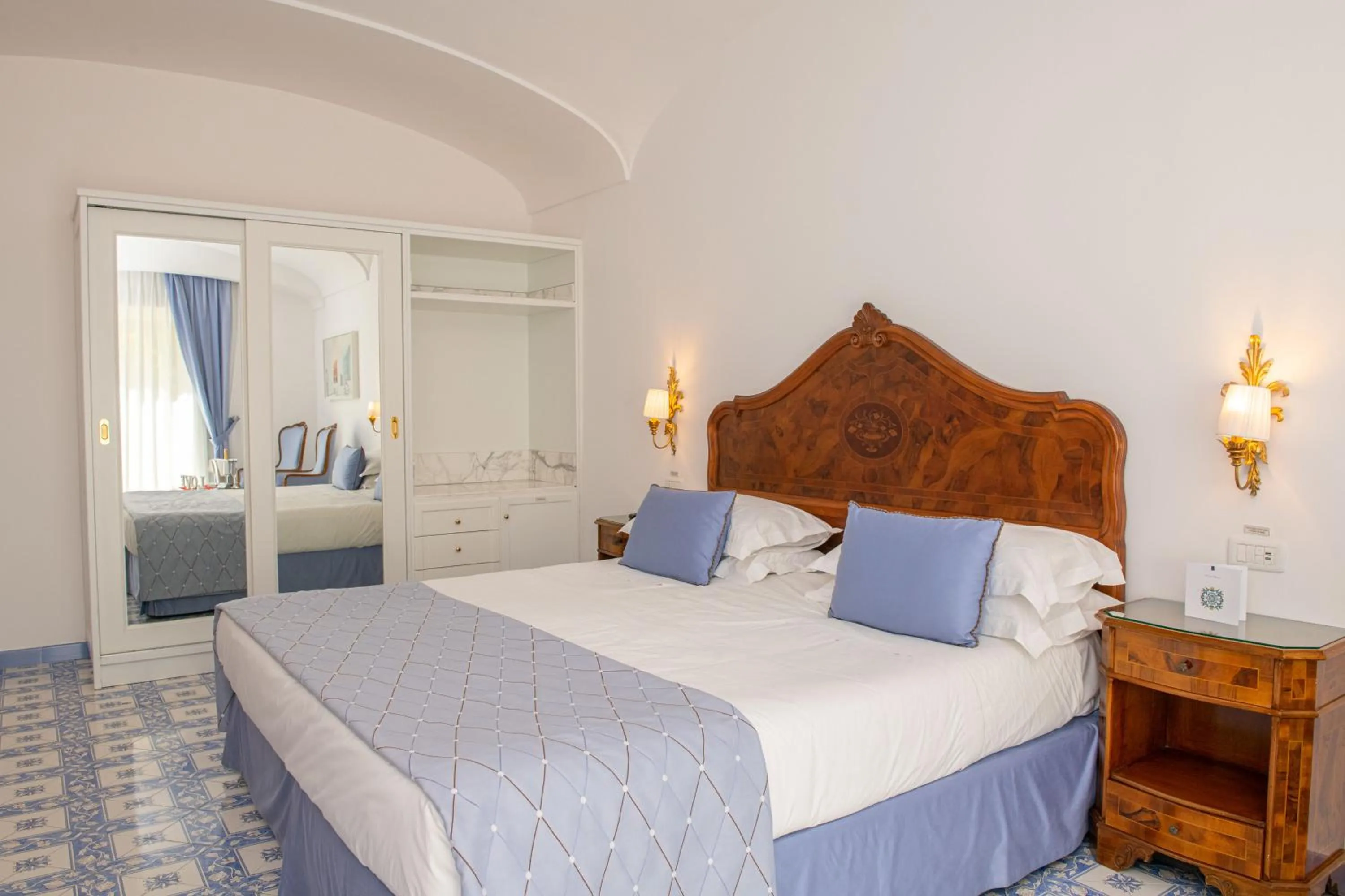 Bed in Grand Hotel La Favorita