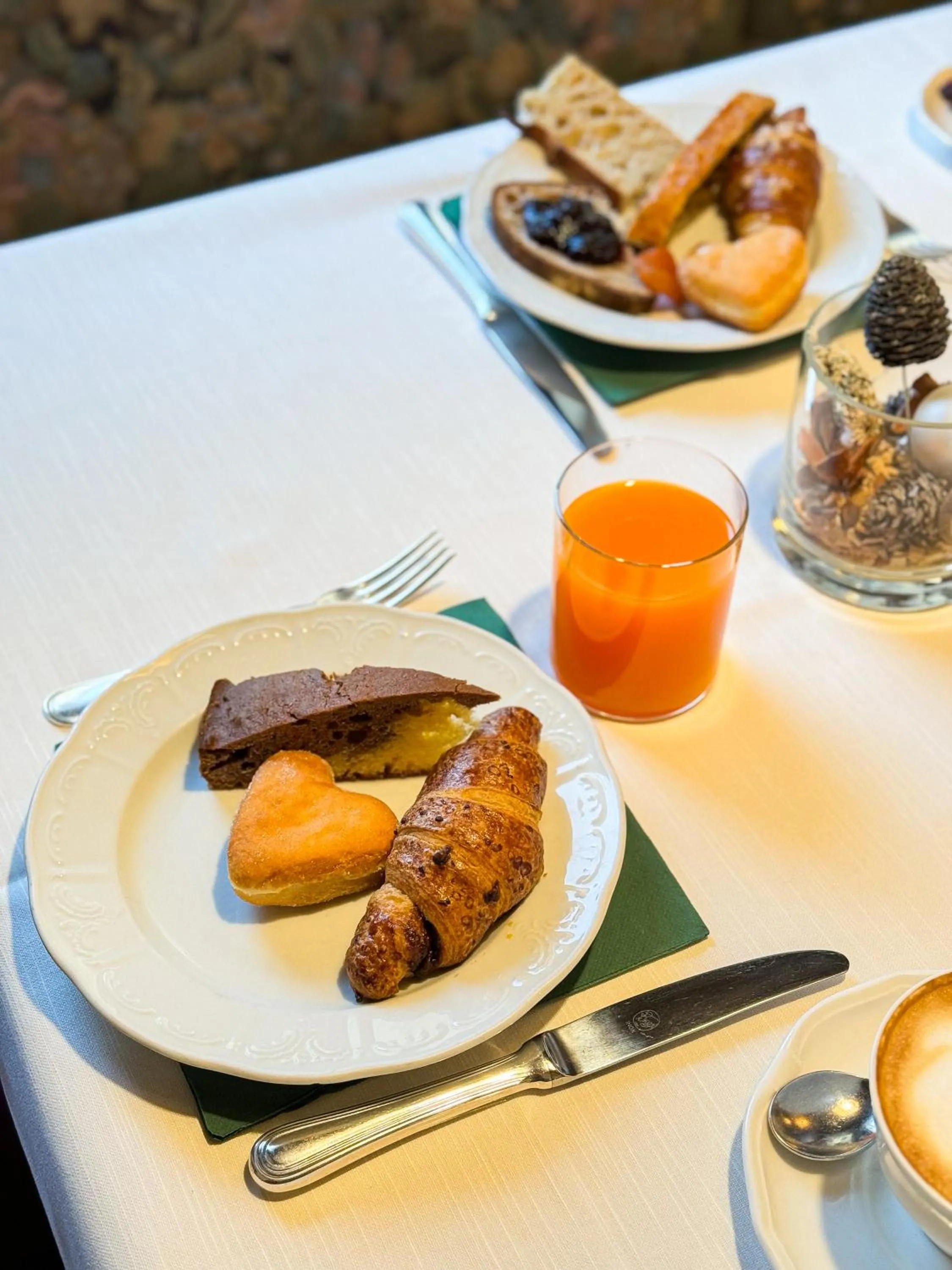 Breakfast in Hotel Orso Grigio