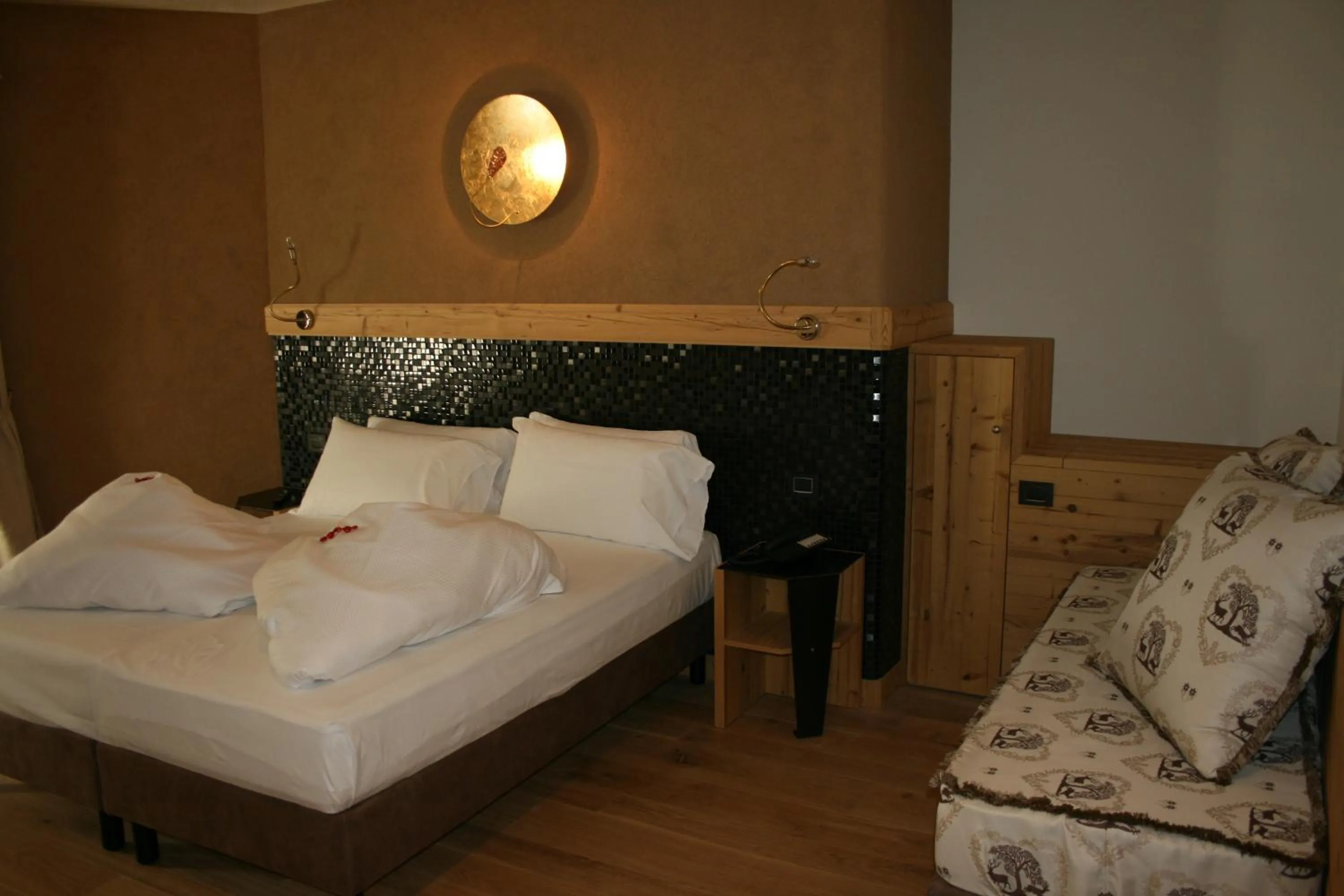 Photo of the whole room, Bed in Hotel Orso Grigio