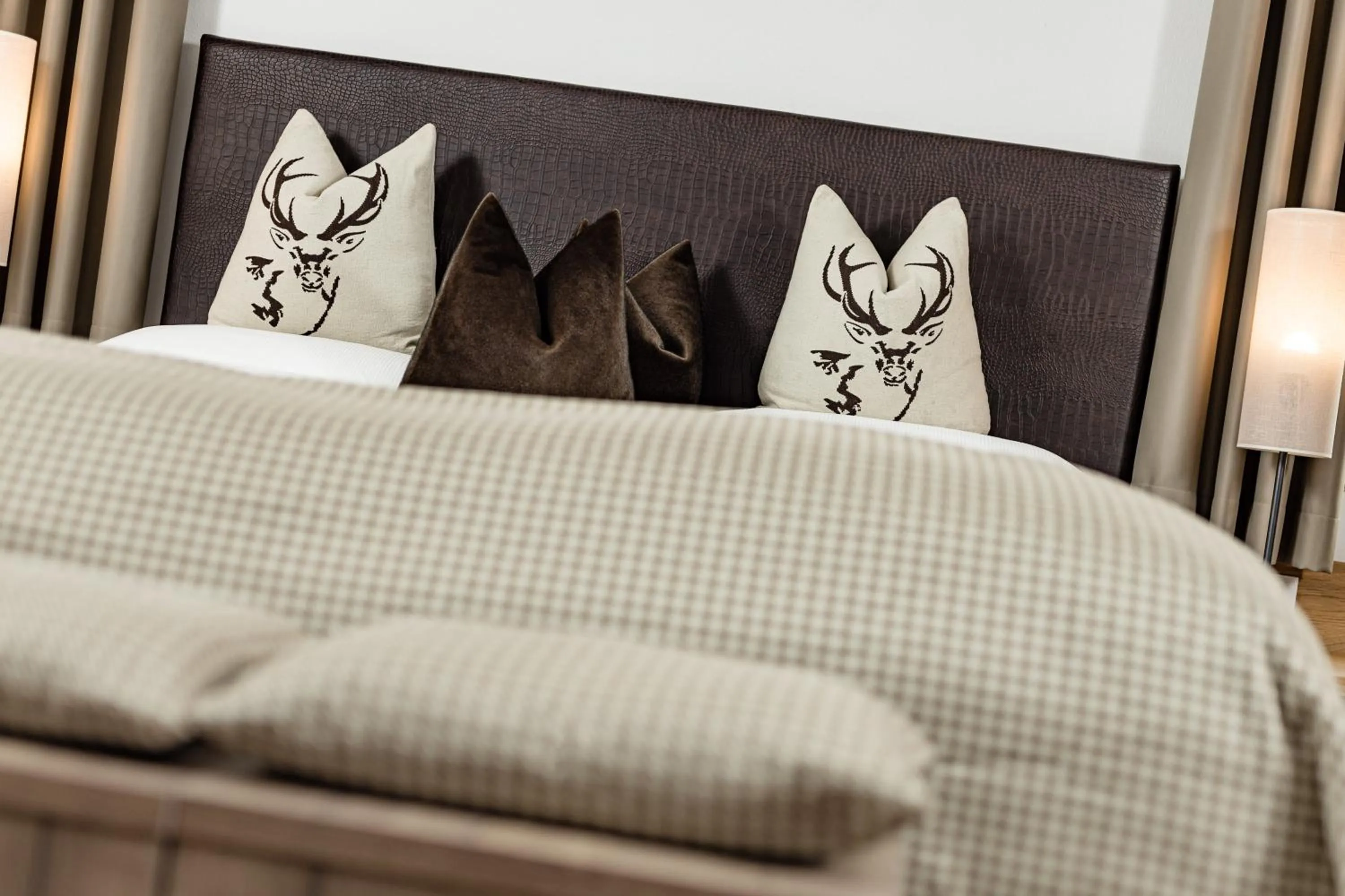 Bed in Boutique & Fashion Hotel Maciaconi - Gardenahotels