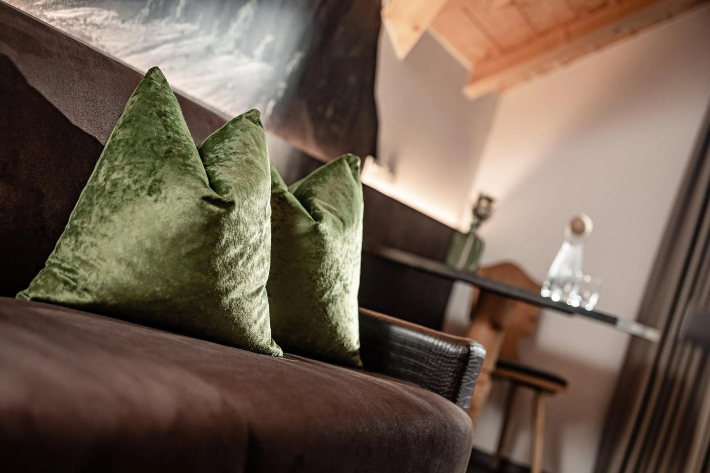 Living room, Bed in Boutique & Fashion Hotel Maciaconi - Gardenahotels