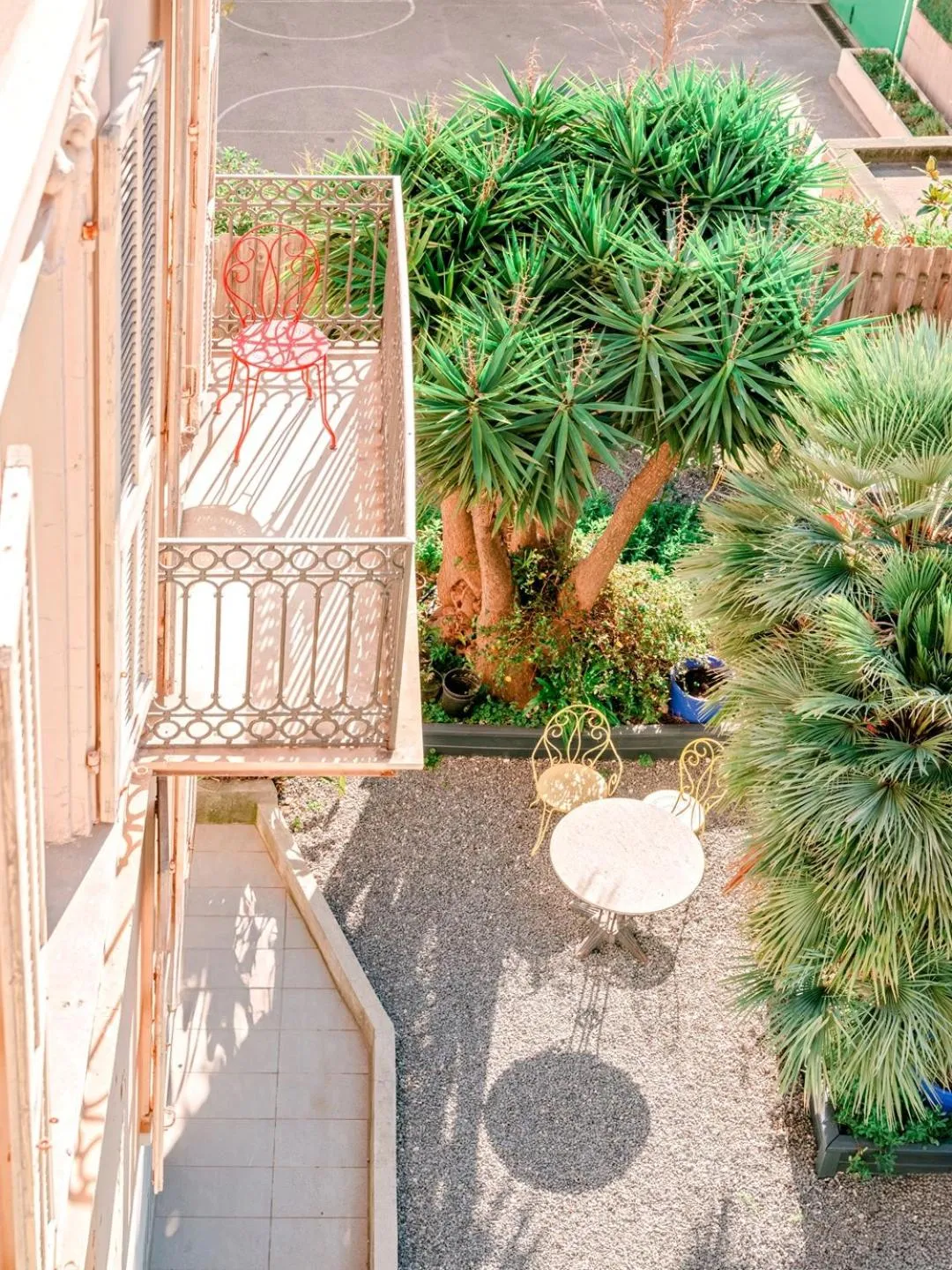 Garden view in Hotel Lemon