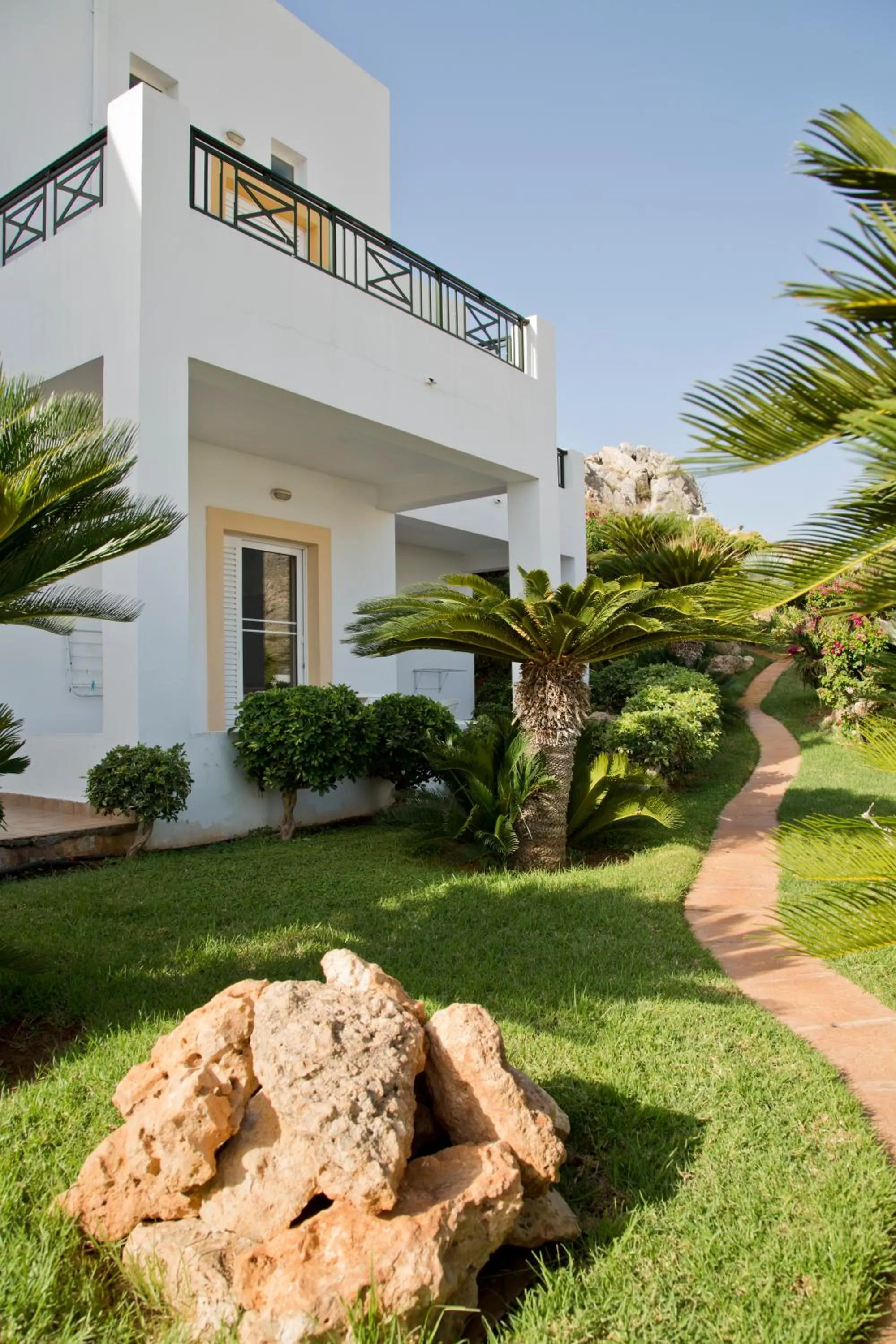 Facade/entrance in Lambis Studios & Apartments