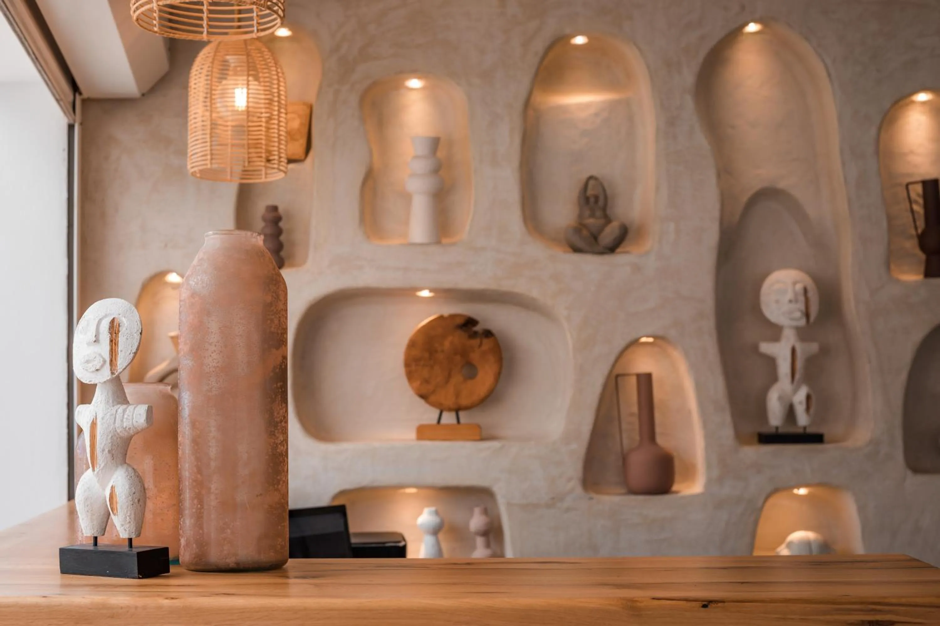 Decorative detail in Lambis Studios & Apartments