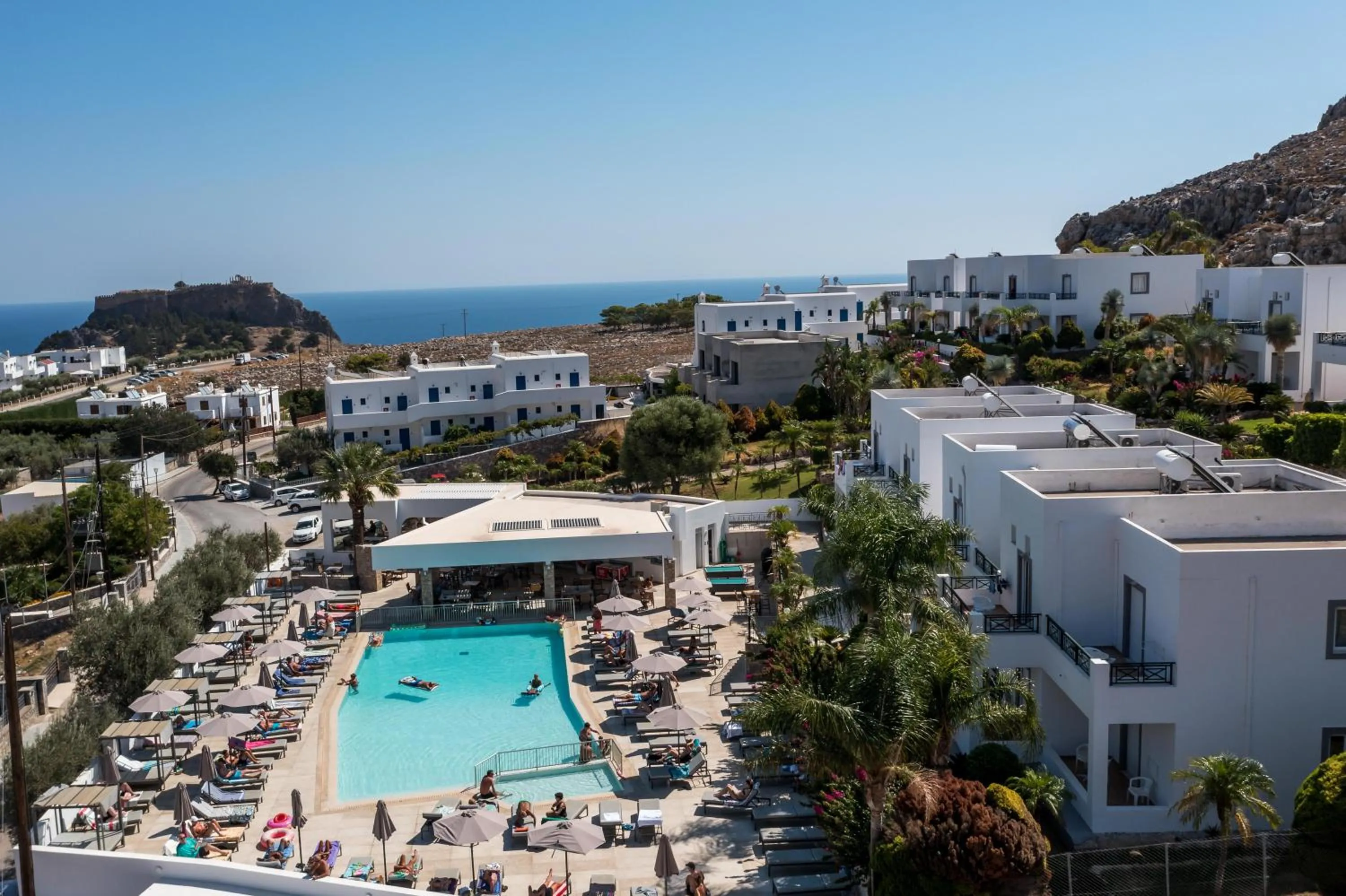 Property building in Lambis Studios & Apartments